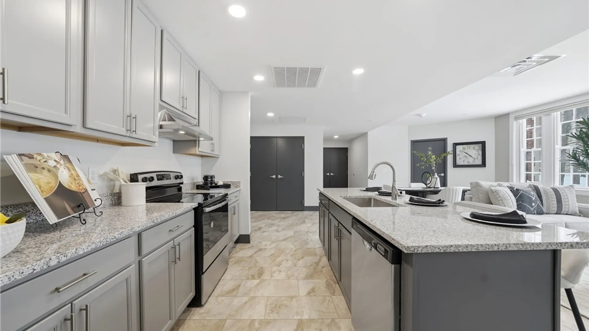 Property at 40 North Street, Buffalo, NY 14202 24