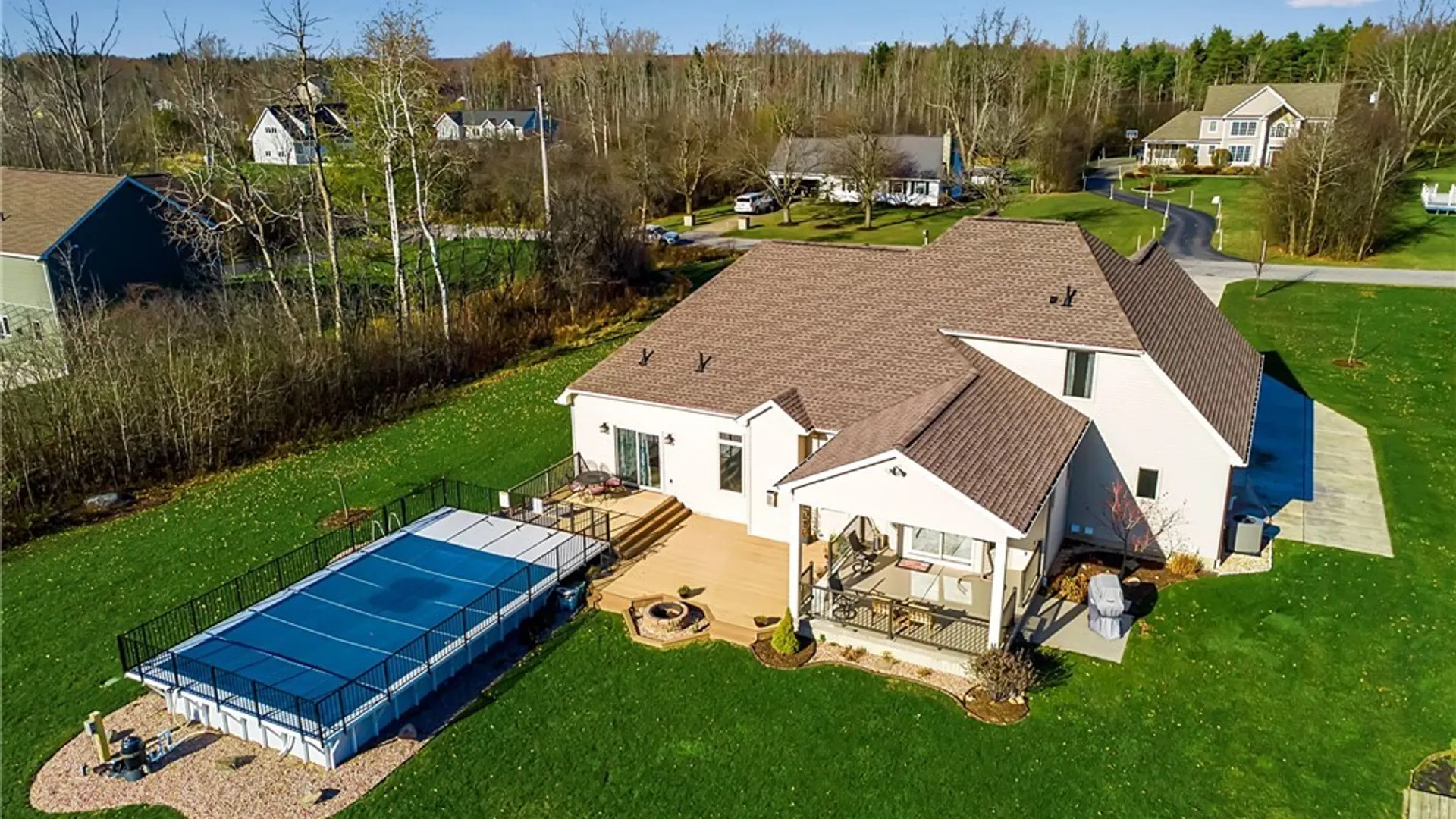 Property at 2090 Finnegan Drive, Elma, NY 14059 45