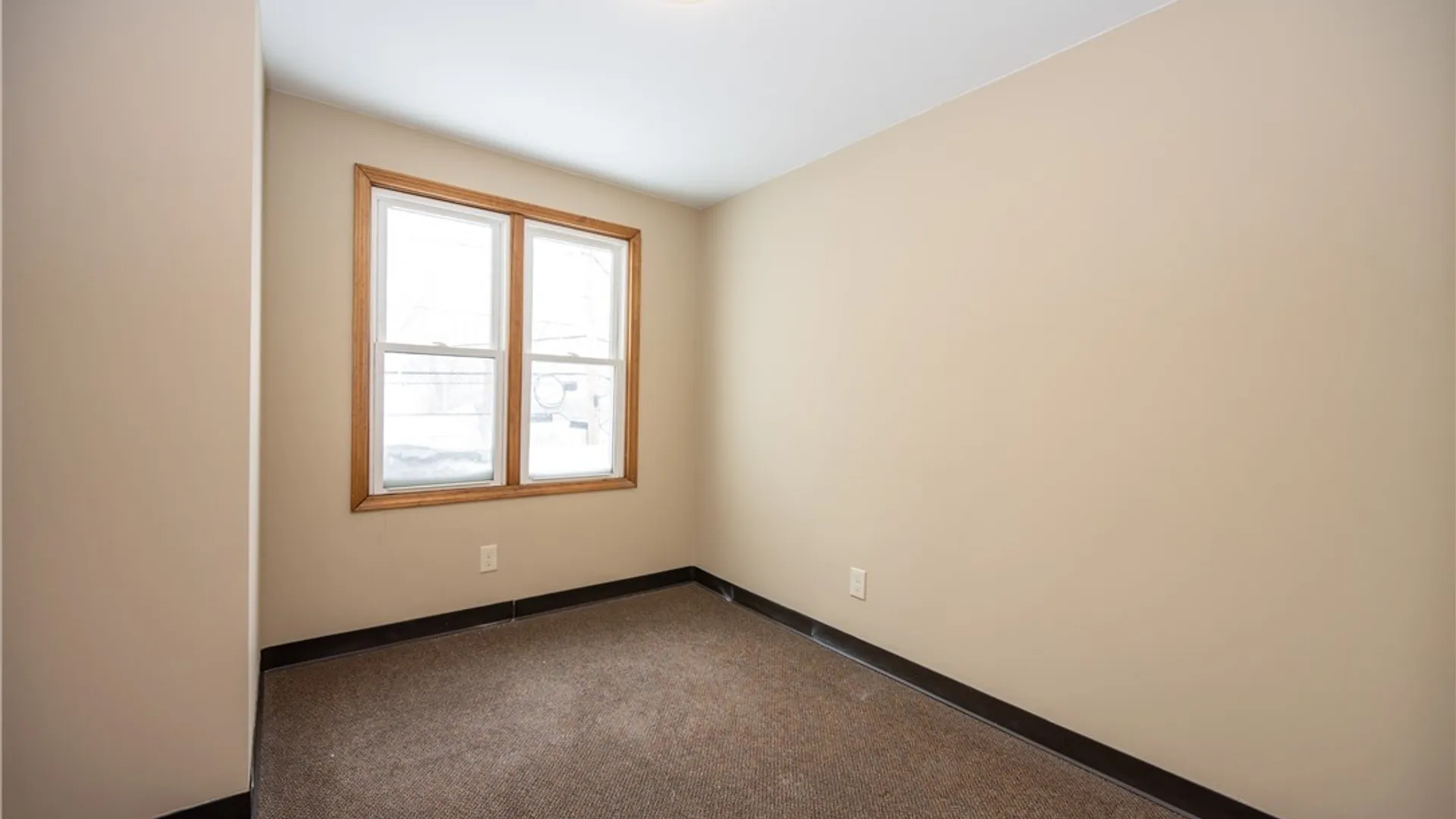 Property at 2195 Sheridan, Suite 203 Drive, Tonawanda, NY 14223 5