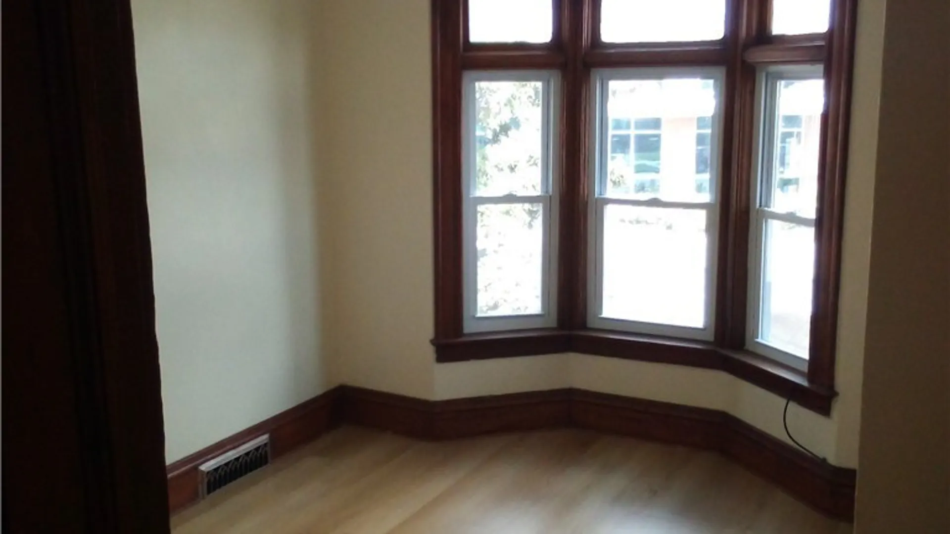 Property at 548 10th Street, Niagara Falls, NY 14301 17