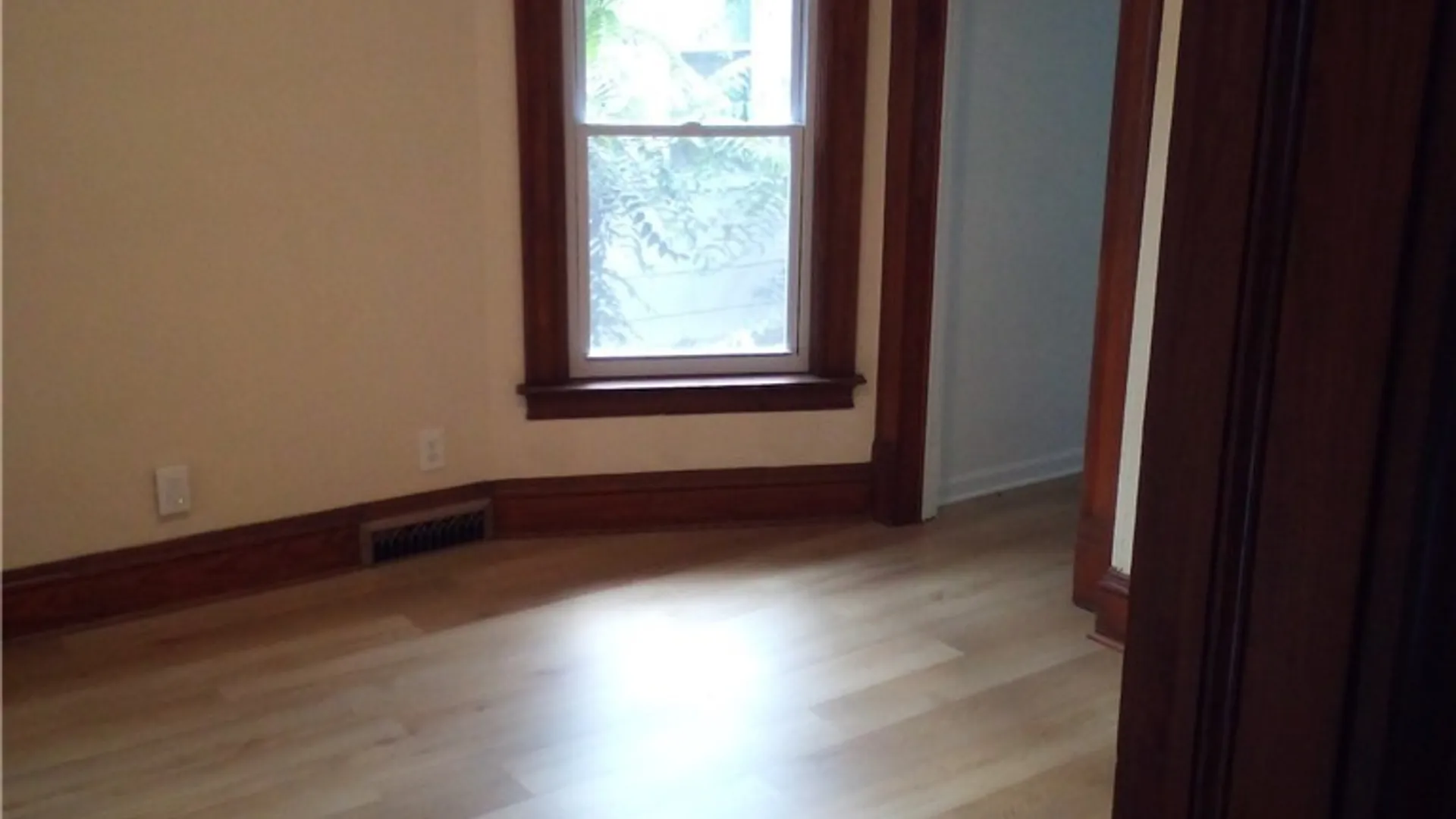 Property at 548 10th Street, Niagara Falls, NY 14301 24