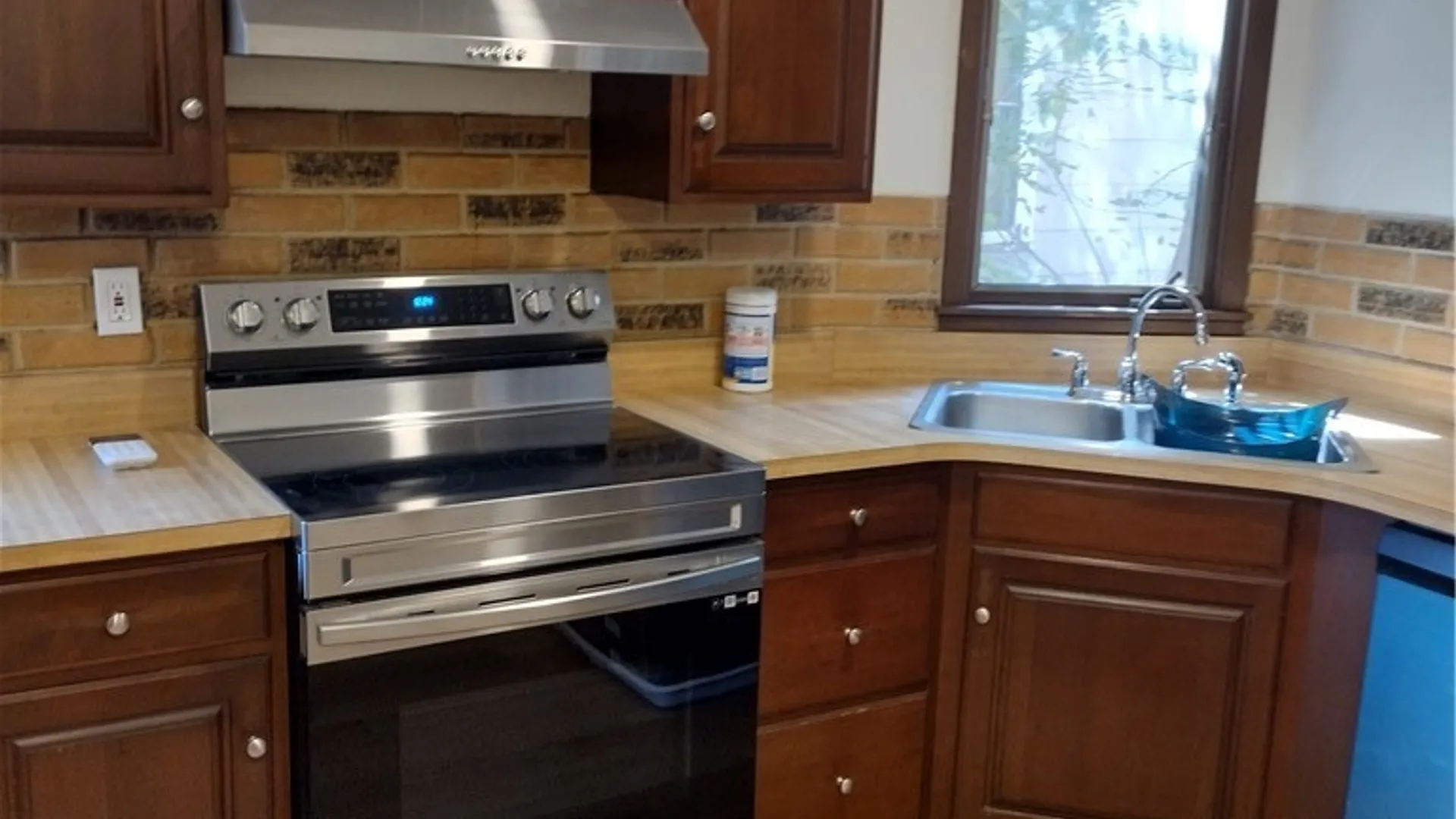 Property at 548 10th Street, Niagara Falls, NY 14301 45