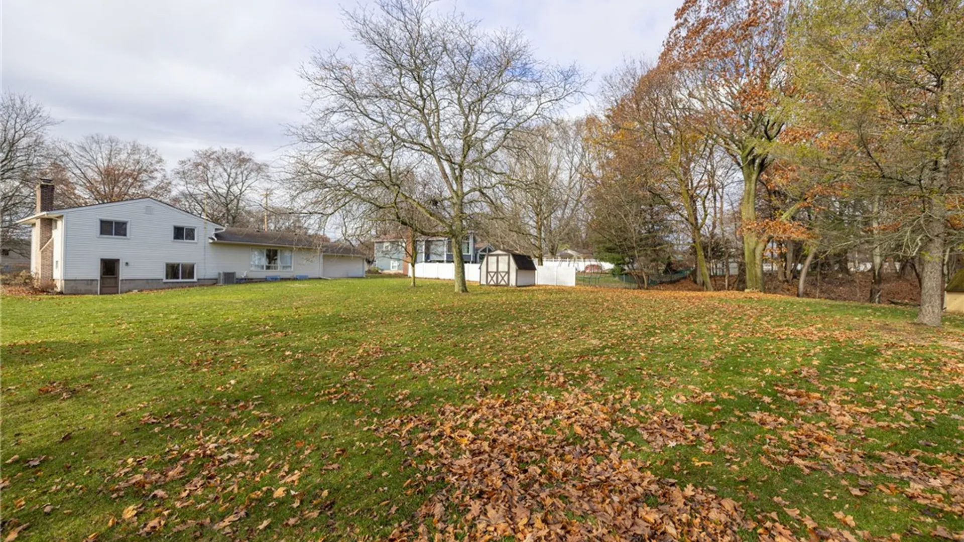 Property at 254 Parkview Drive, Penfield, NY 14625 6