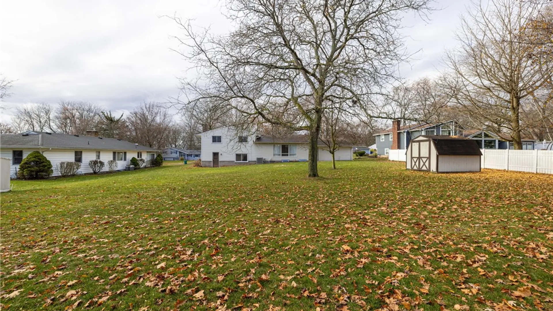 Property at 254 Parkview Drive, Penfield, NY 14625 7