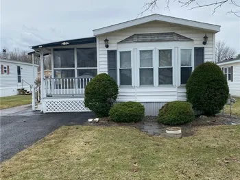 Property at 215 BRETT BRAE, New Hartford, NY 13323