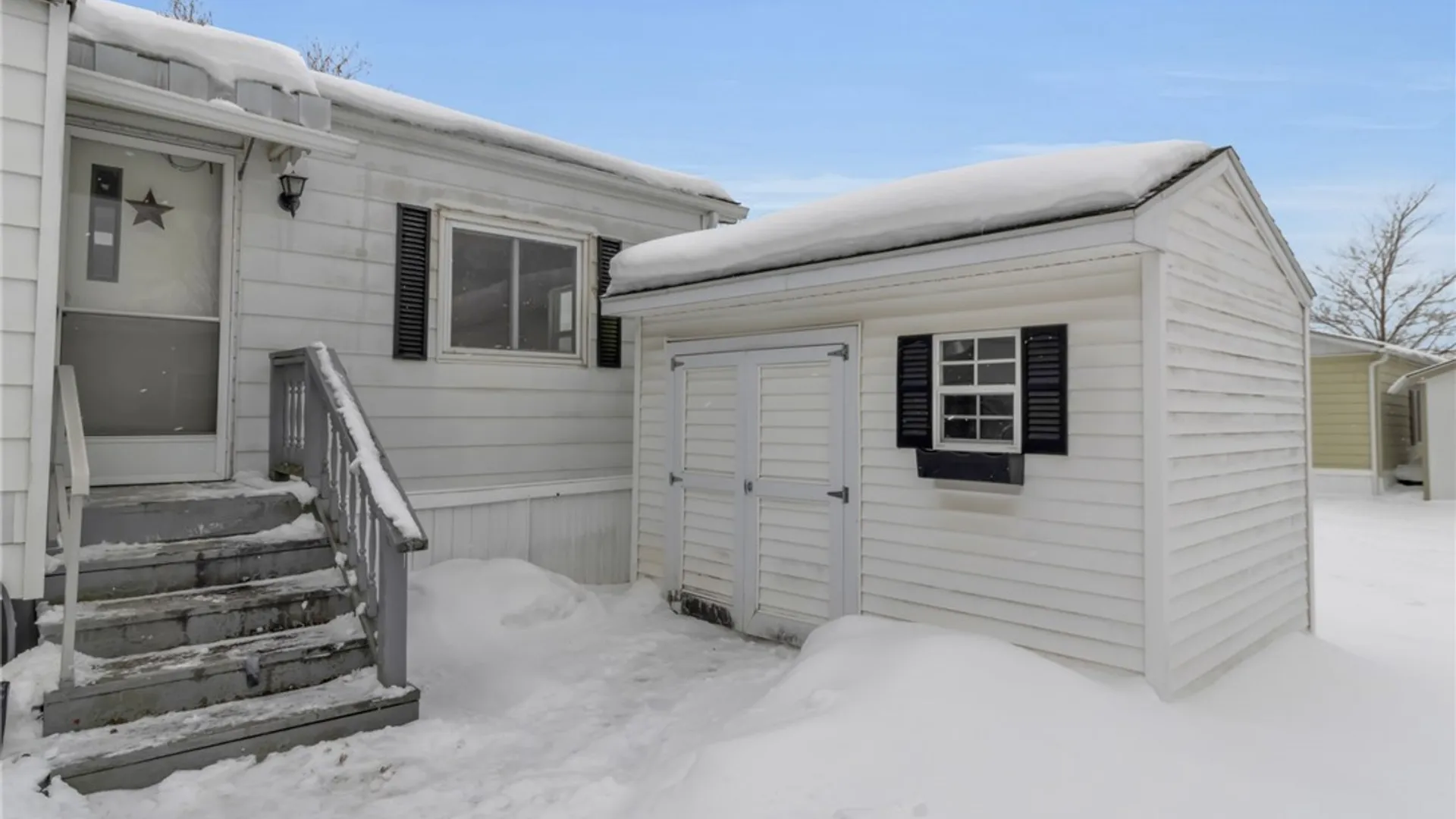 Property at 77 Lakewood Village Drive, Shelby, NY 14103 3