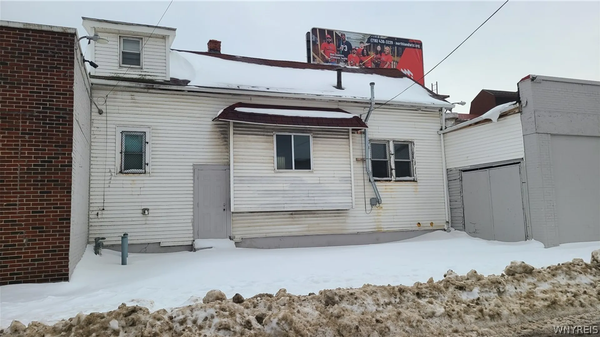 Property at 2947 Bailey Avenue, Buffalo, NY 14215 5