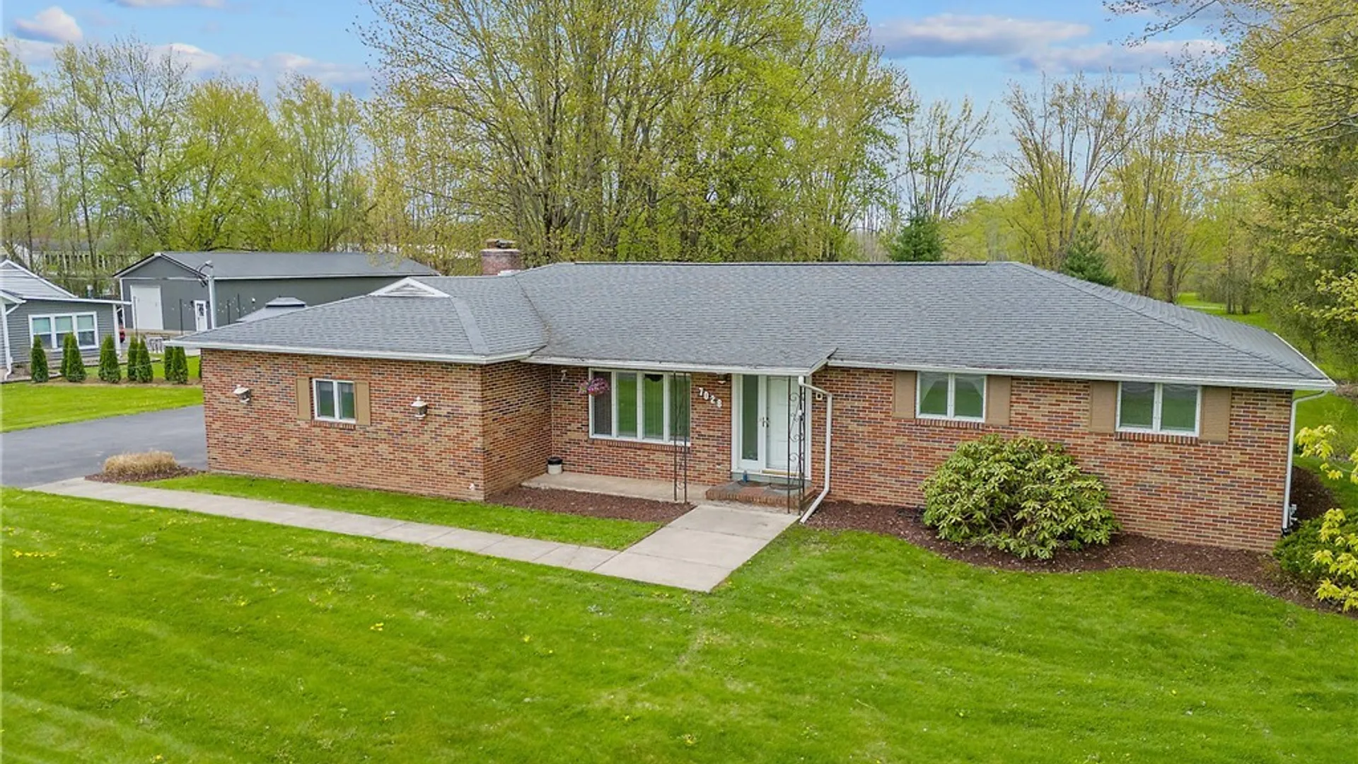 Property at 7028 Taft Road, Manlius, NY 13057 44