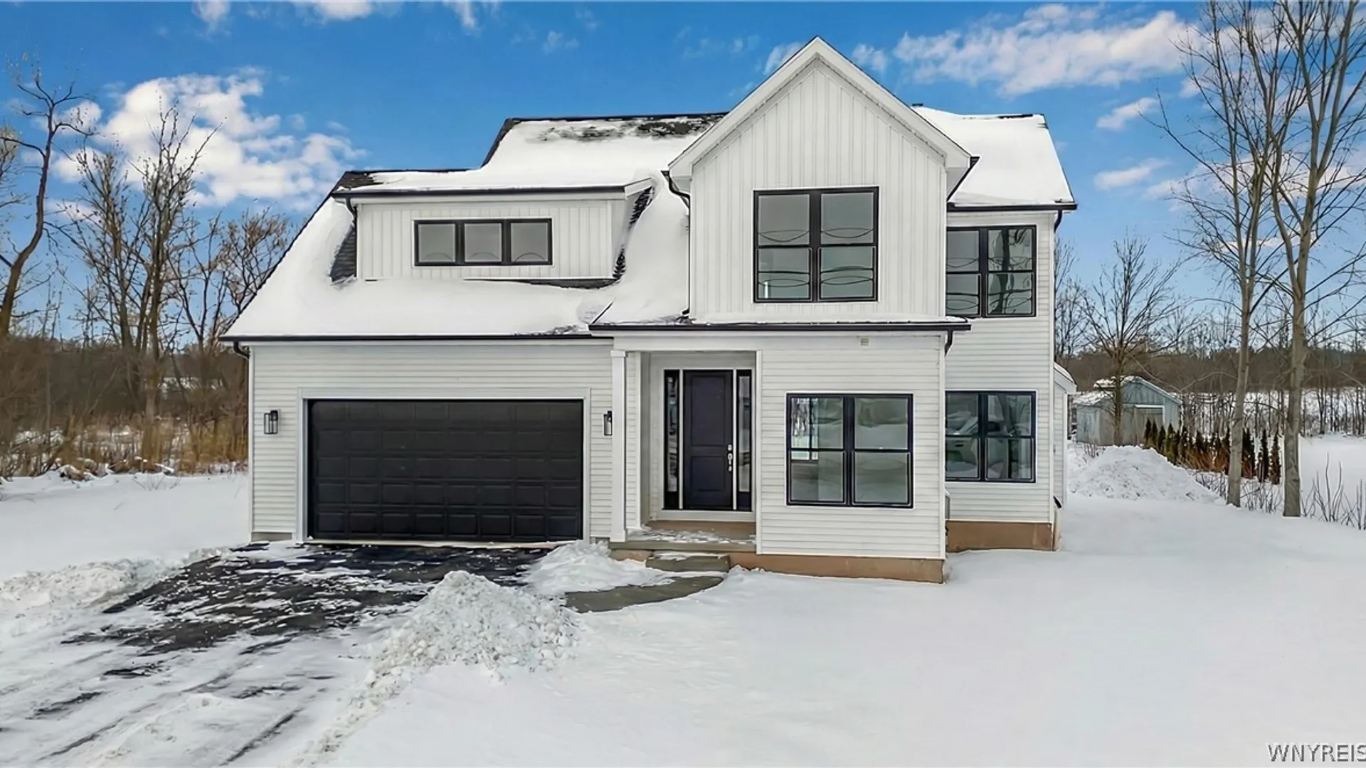 Property at 3849 Mapleton Road, Wheatfield, NY 14120 2