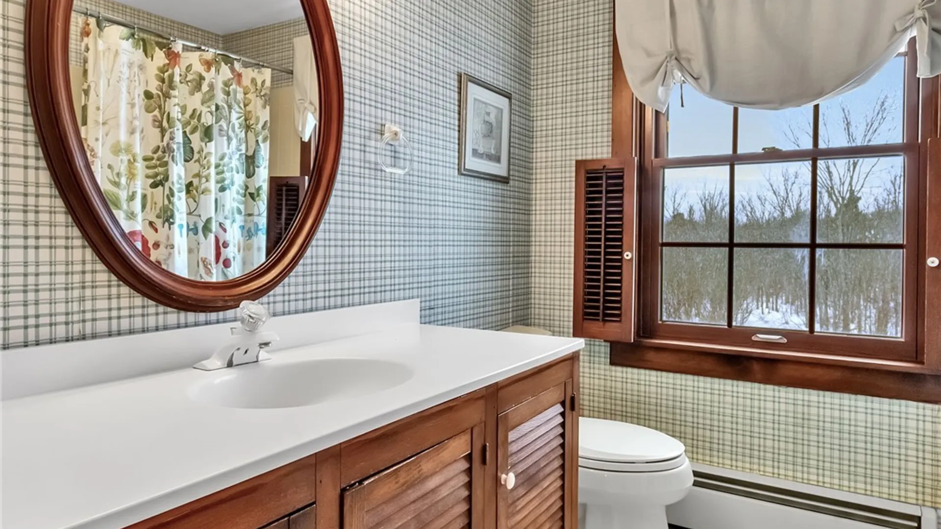 Property at 1330 Sturgeon Point Road, Evans, NY 14047 23