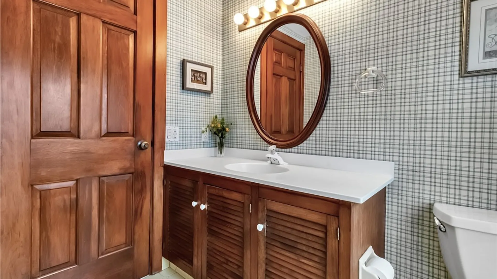 Property at 1330 Sturgeon Point Road, Evans, NY 14047 27