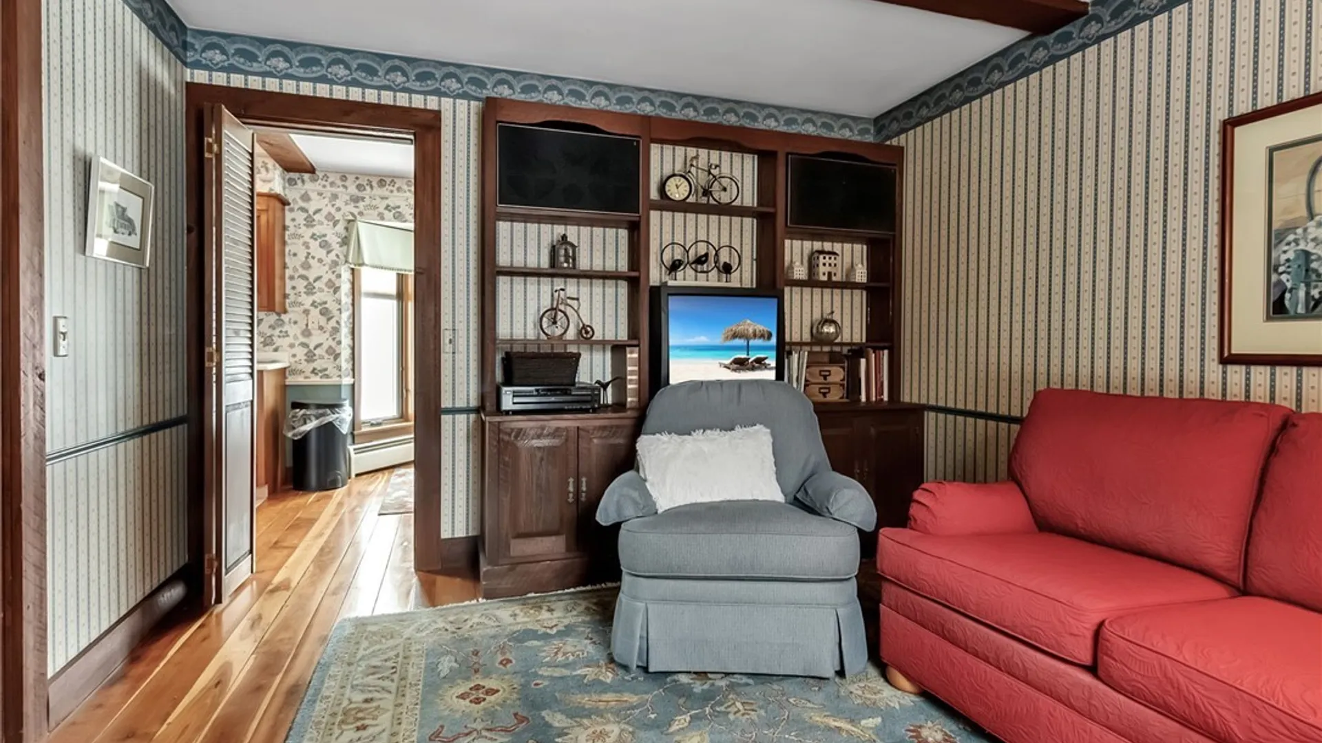 Property at 1330 Sturgeon Point Road, Evans, NY 14047 9