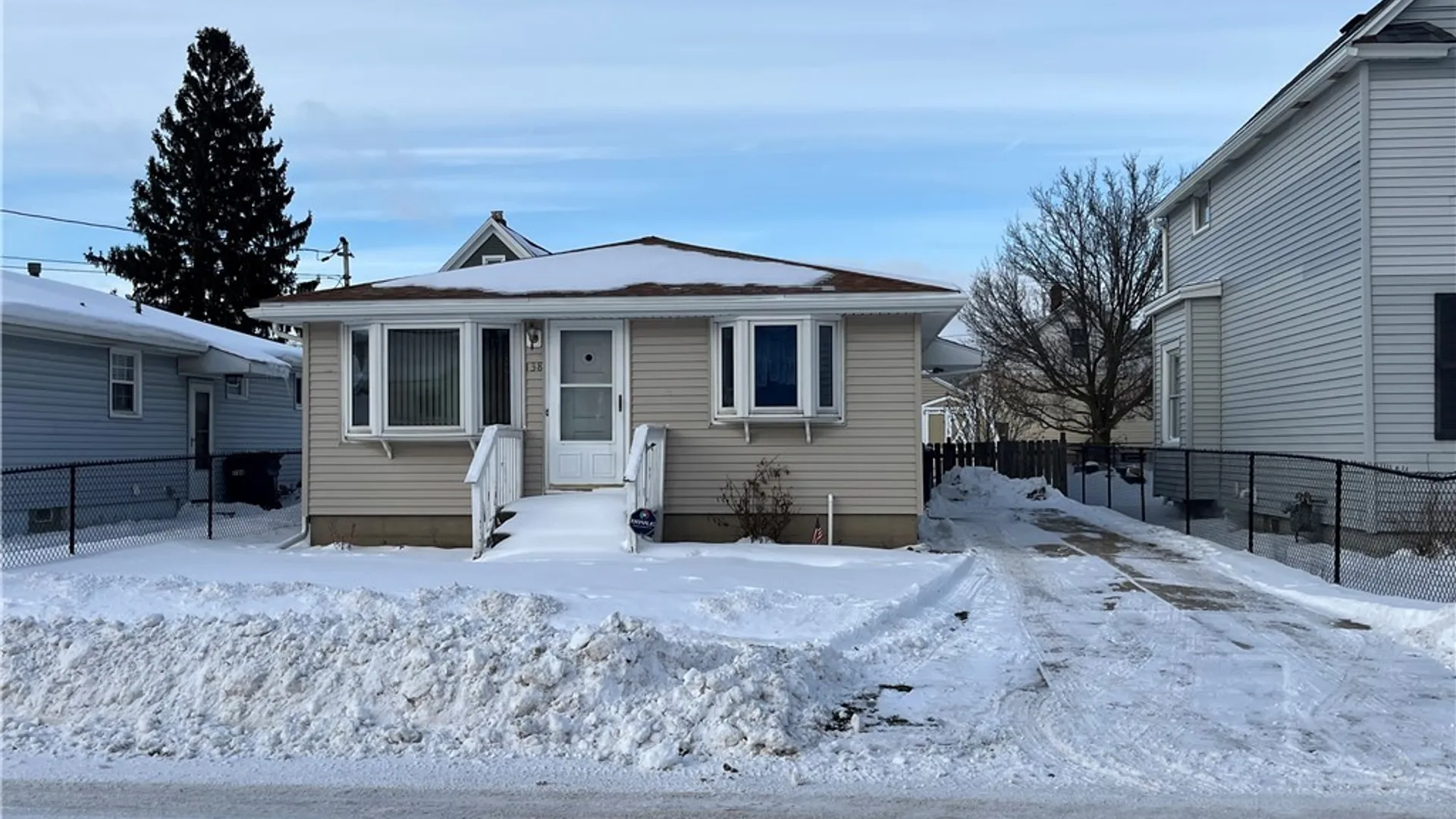 Property at 138 Cleveland Avenue, Lackawanna, NY 14218 3