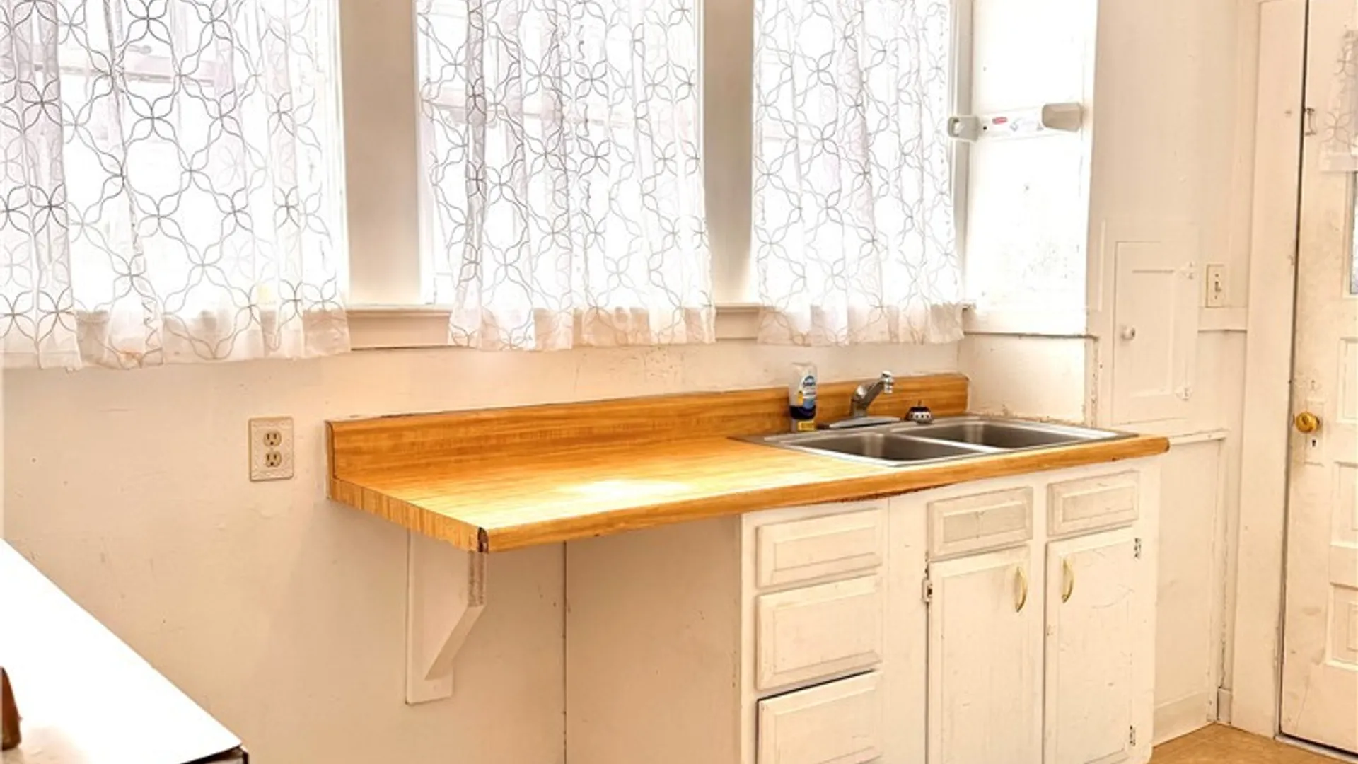 Property at 1171, 1173 Main Street, Jamestown, NY 14701 9