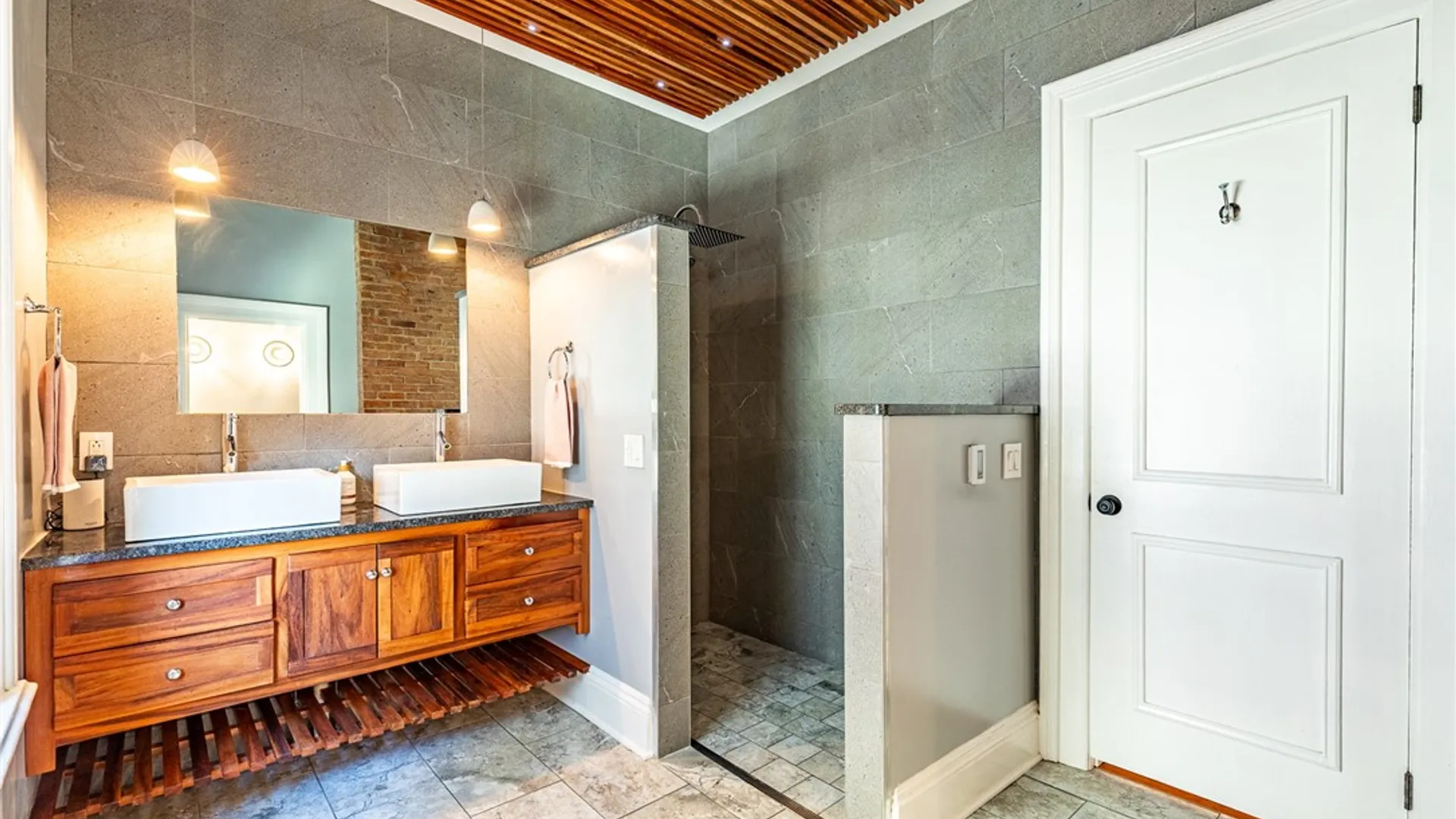 Property at 77 Atkinson Street, Rochester, NY 14608 35