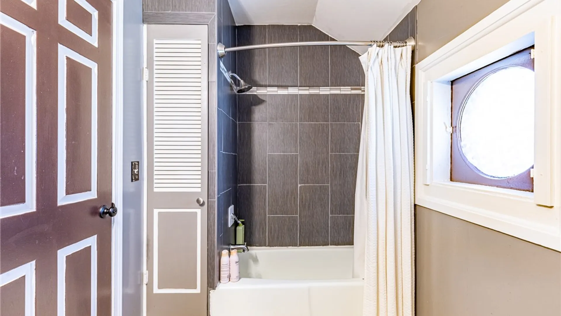 Property at 77 Atkinson Street, Rochester, NY 14608 42