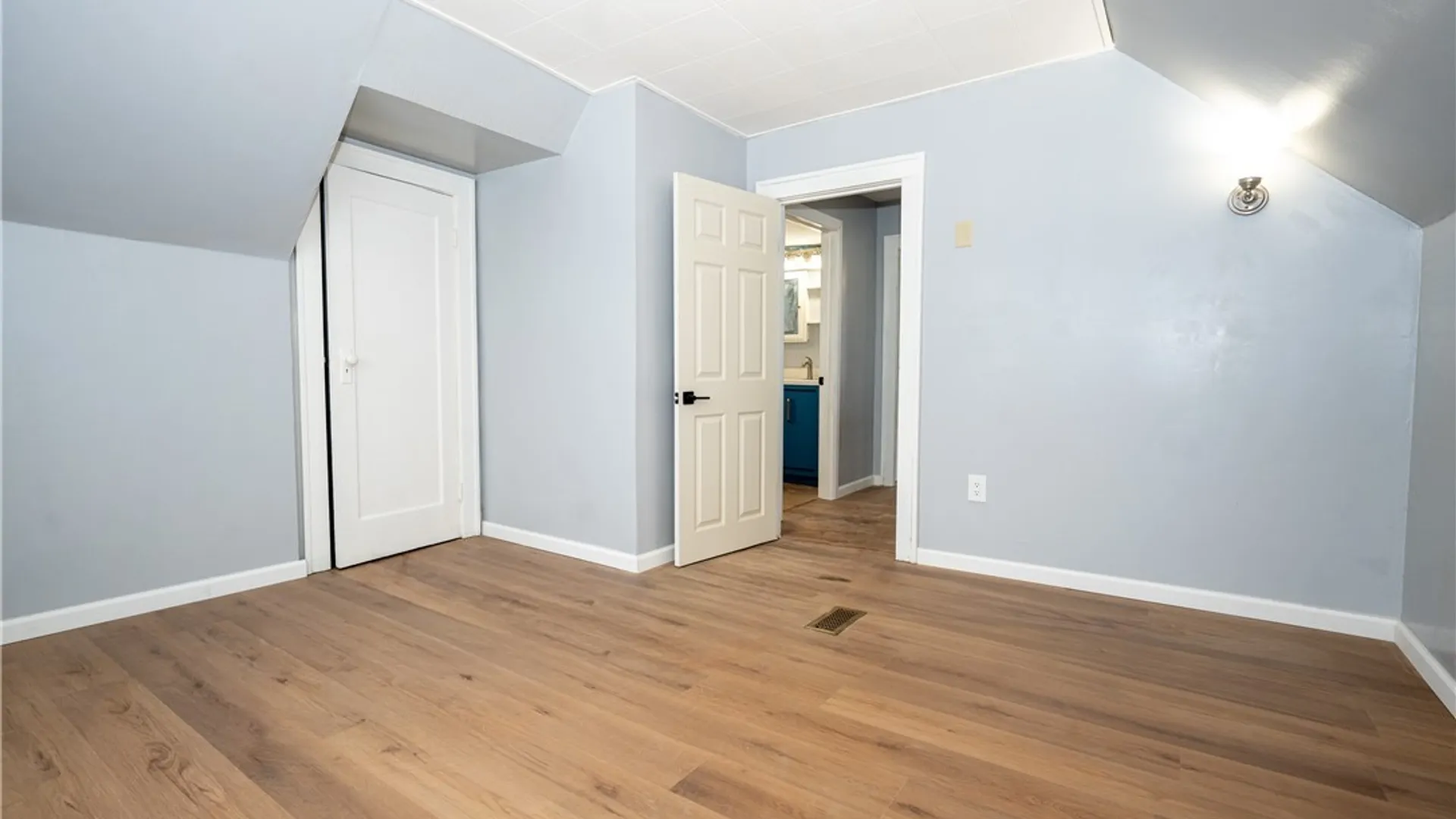 Property at 3654 7th Street, Hamburg, NY 14219 28