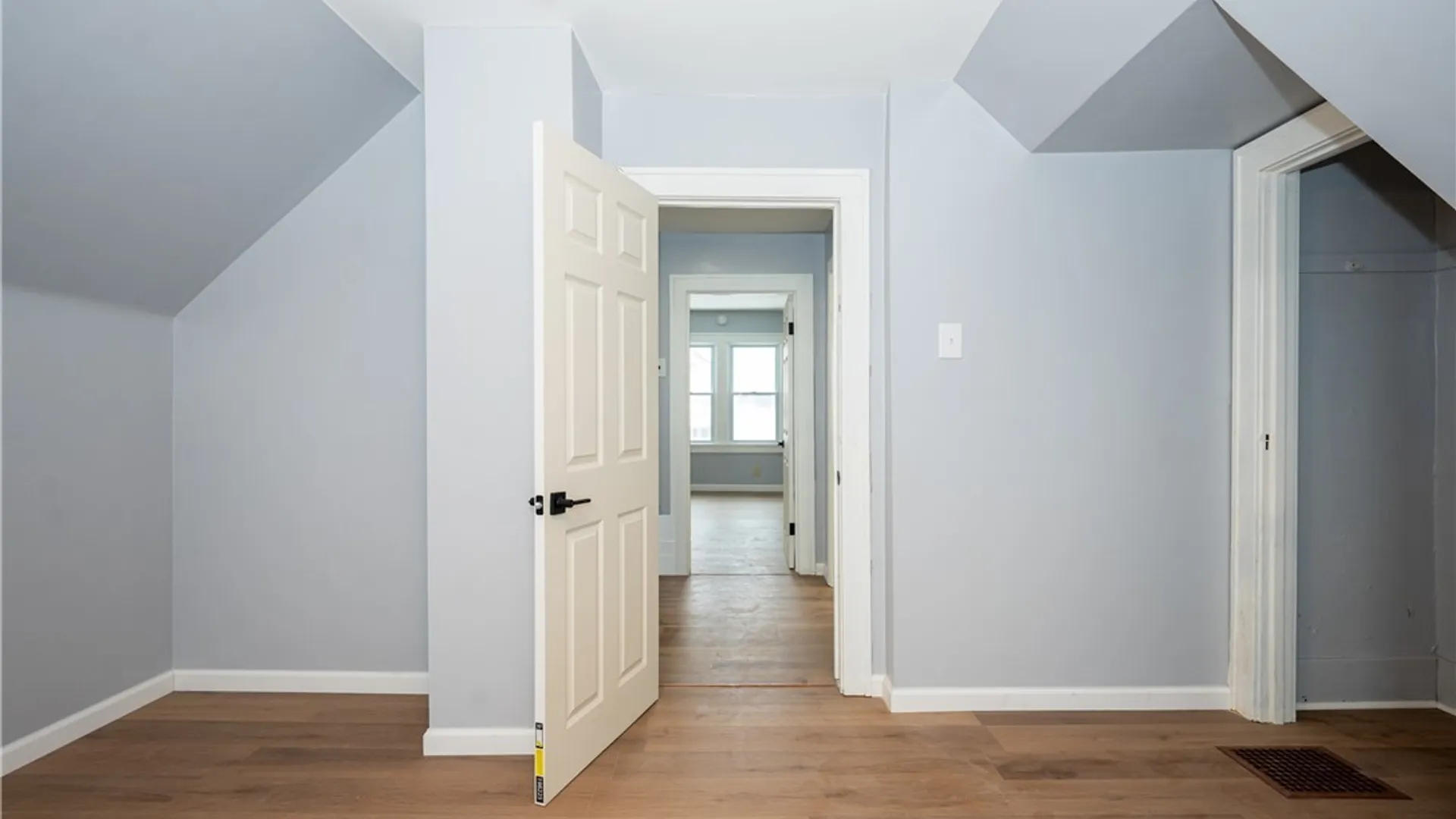 Property at 3654 7th Street, Hamburg, NY 14219 31