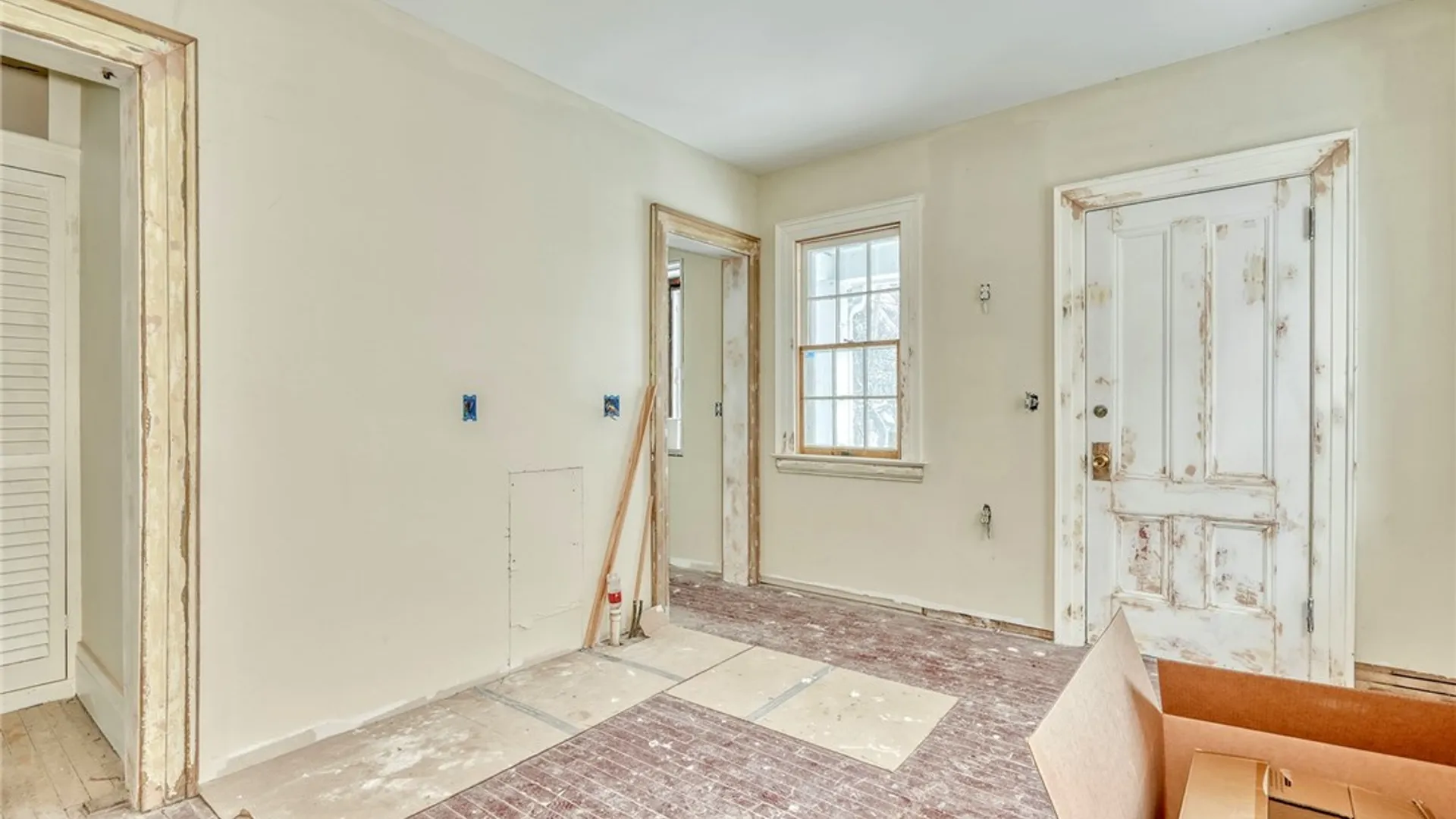 Property at 1120 Park Avenue, Rochester, NY 14610 15