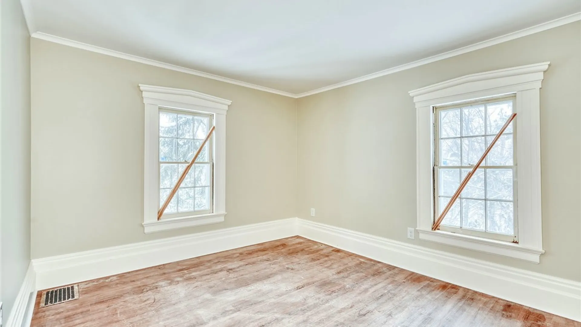 Property at 1120 Park Avenue, Rochester, NY 14610 26