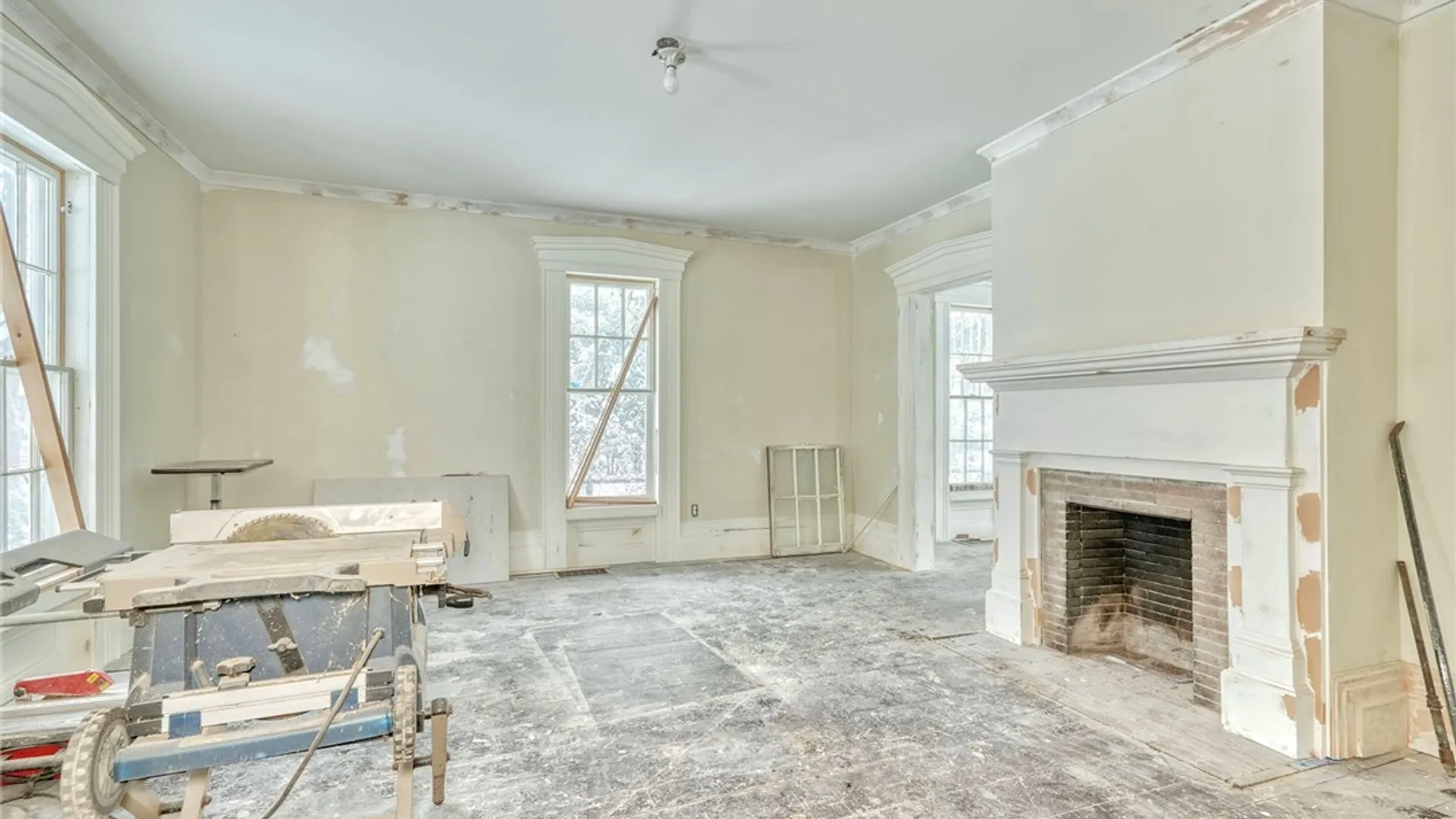 Property at 1120 Park Avenue, Rochester, NY 14610 4