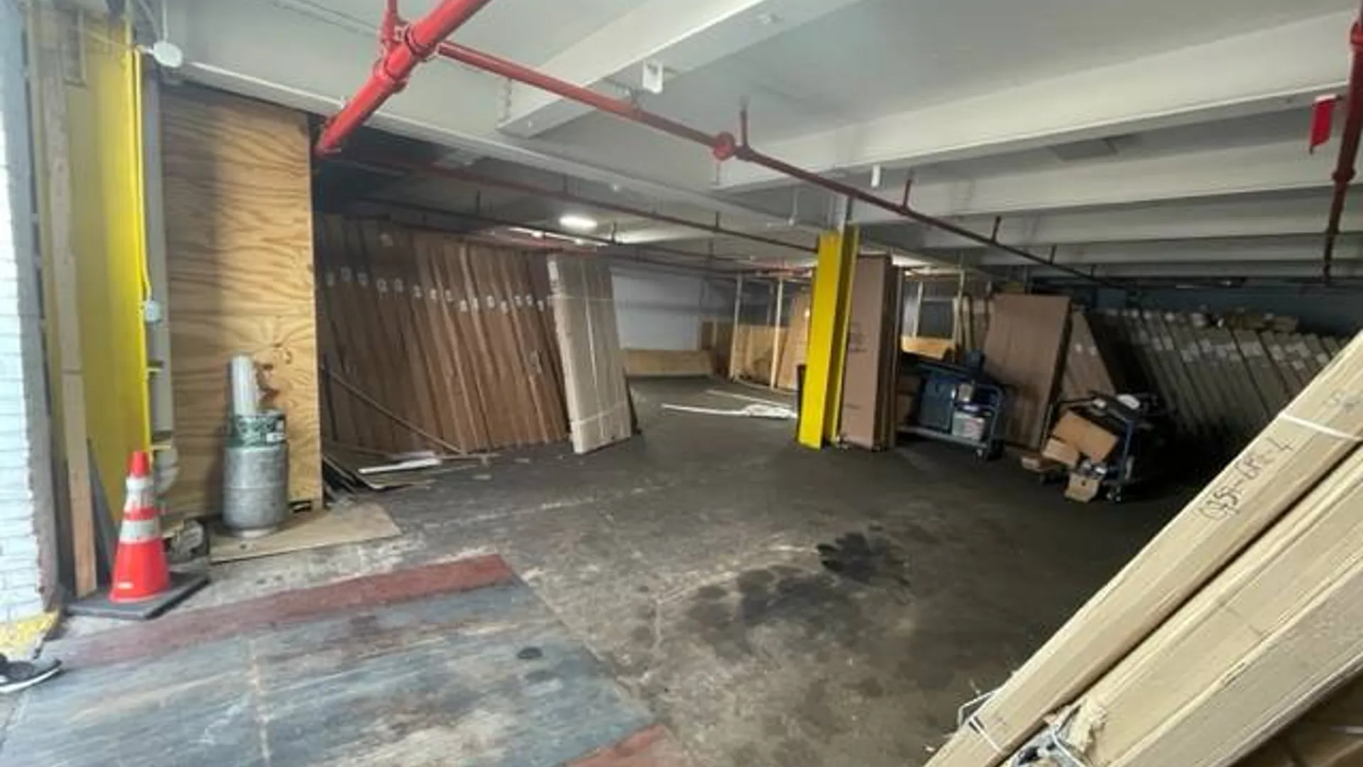 Property at 3111 Richmond Terrace, Staten Island, NY 10303 4