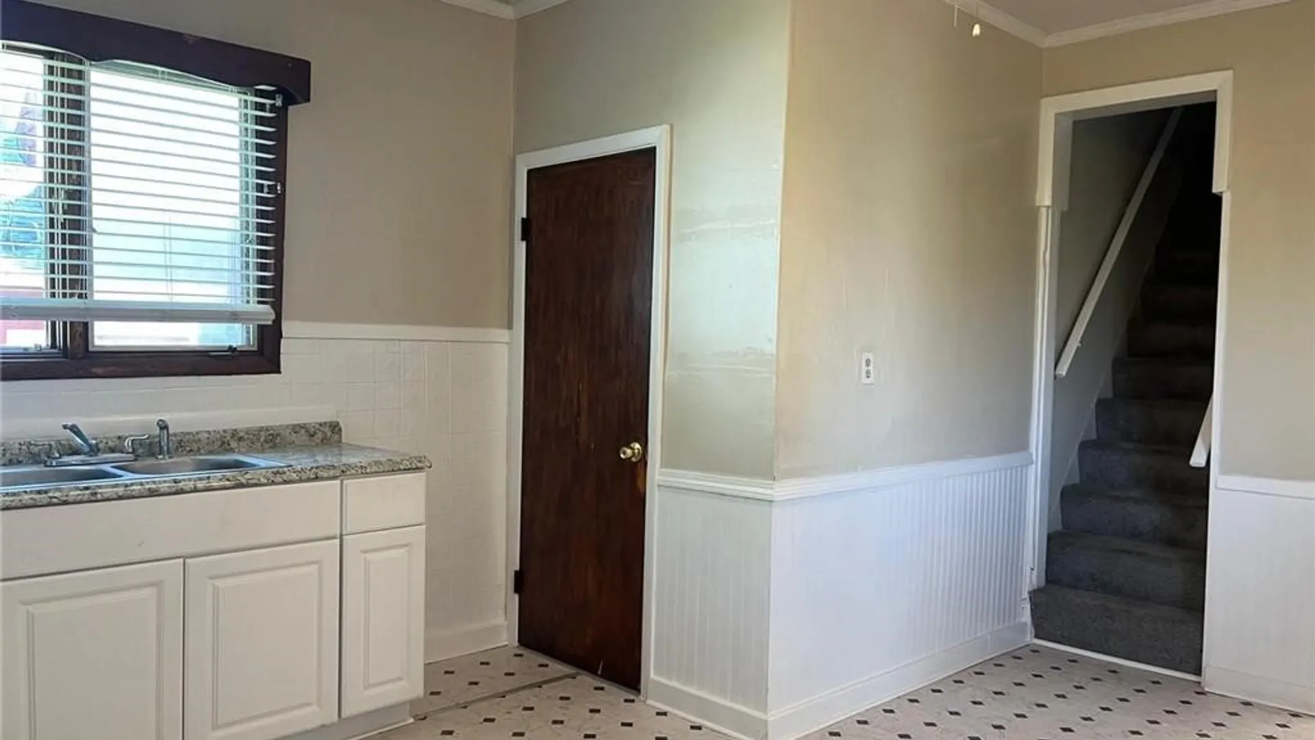 Property at 50 Ideal Street, Buffalo, NY 14206 9