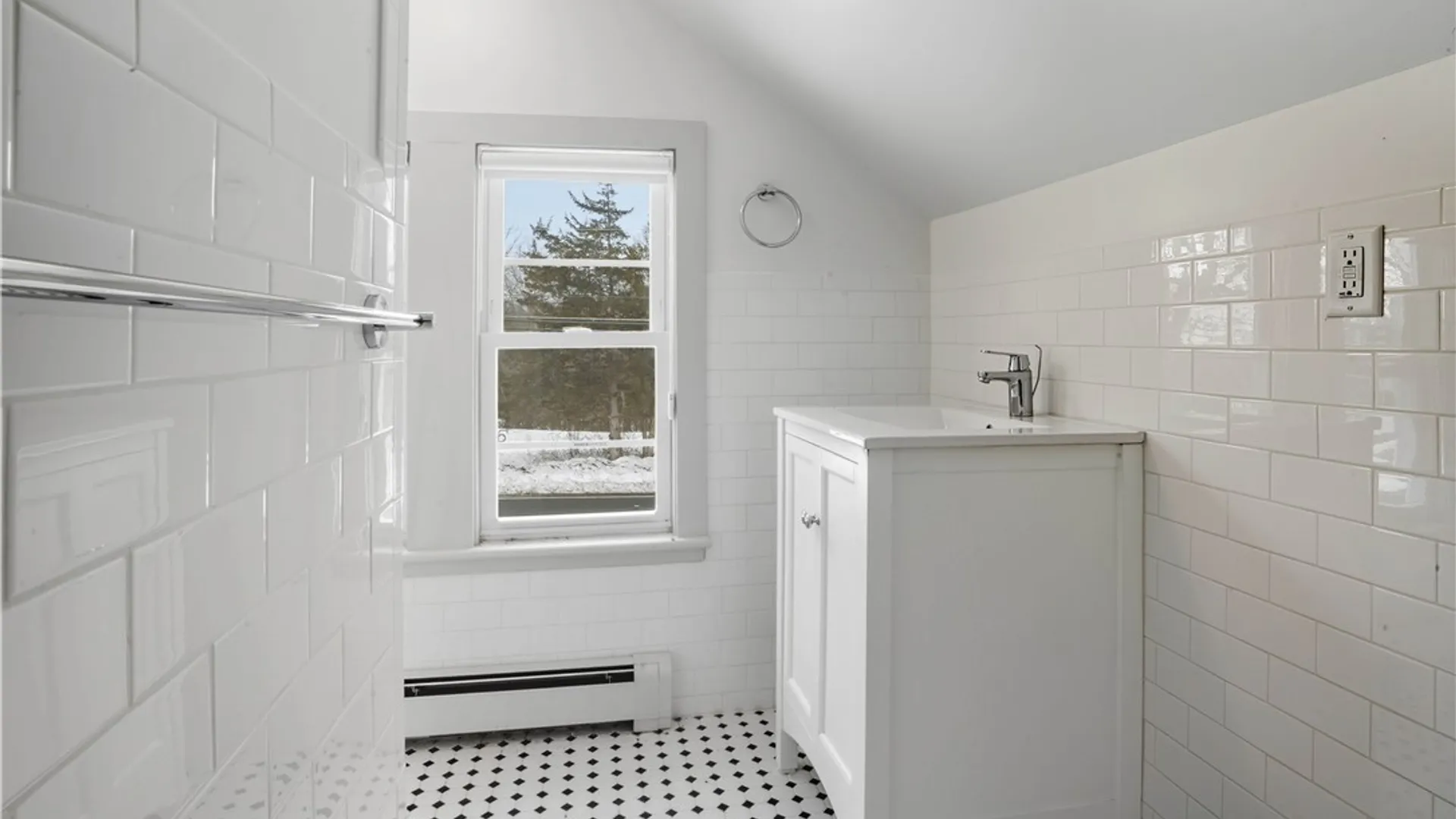 Property at 1091 Albany Post Road, Gardiner, NY 12525 24