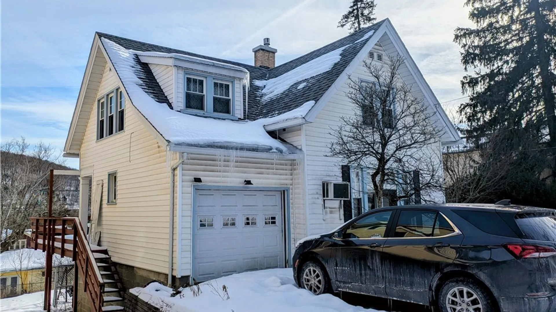Property at 204 Jackson Avenue, Bradford City, PA 16701 2
