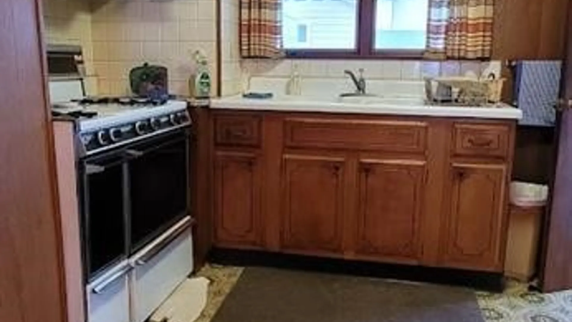 Property at 1016 Elm Street, Shelby, NY 14103 8