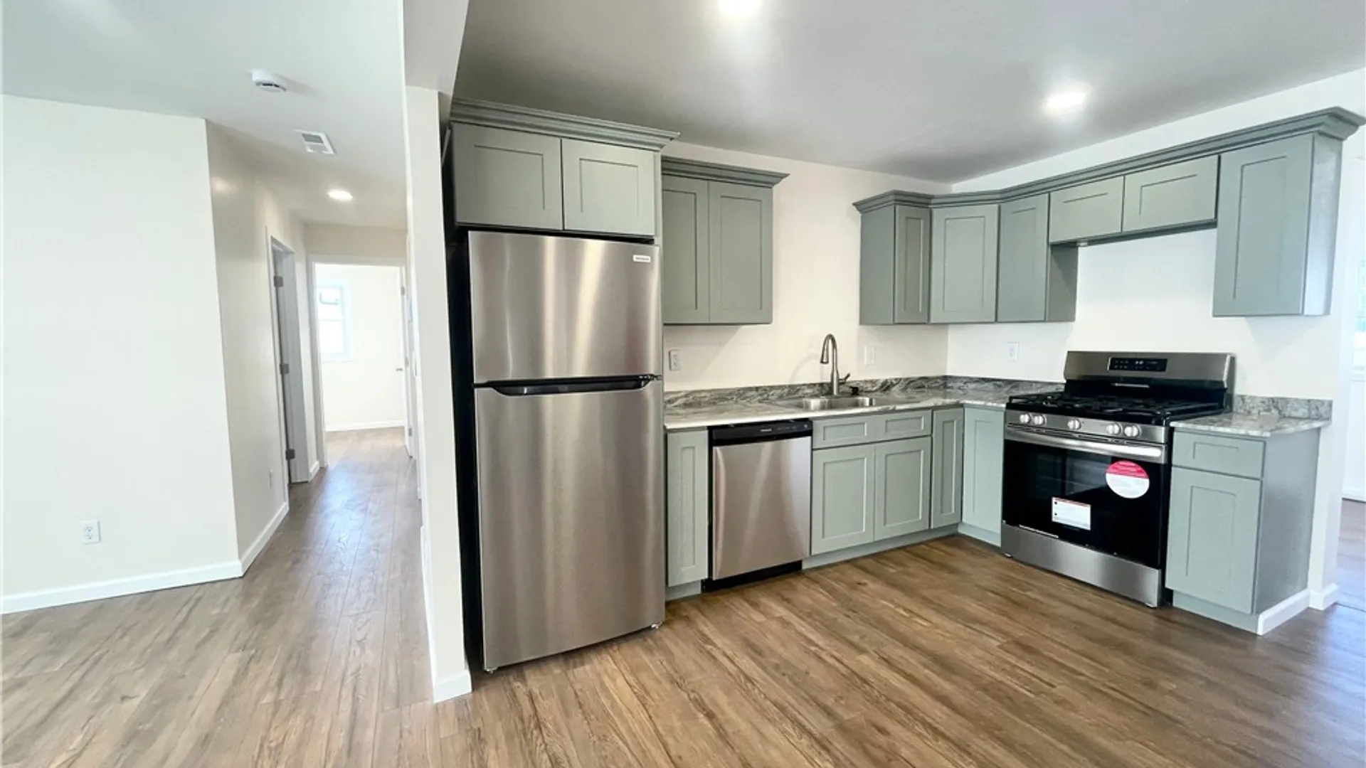 Property at 39 Elmhurst Circle, Aurelius, NY 13021 15