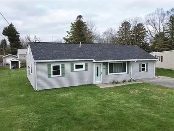 Property at 39 Elmhurst Circle, Aurelius, NY 13021