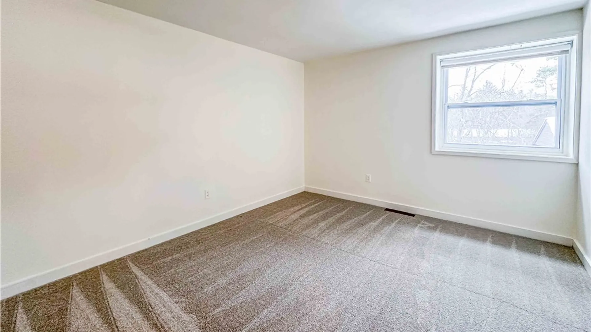 Property at 22 Penny Lane, Ithaca Town, NY 14850 18