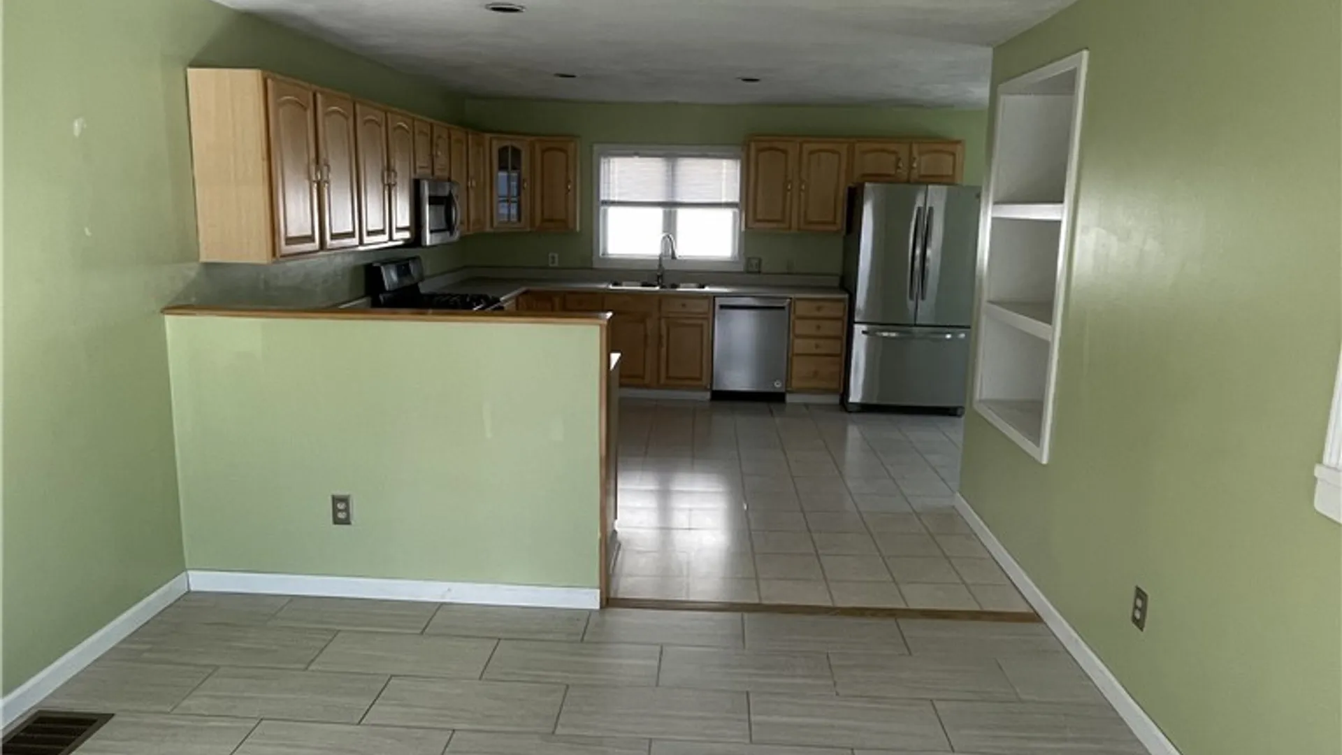 Property at 262 Washington Boulevard, Oswego, NY 13126 12