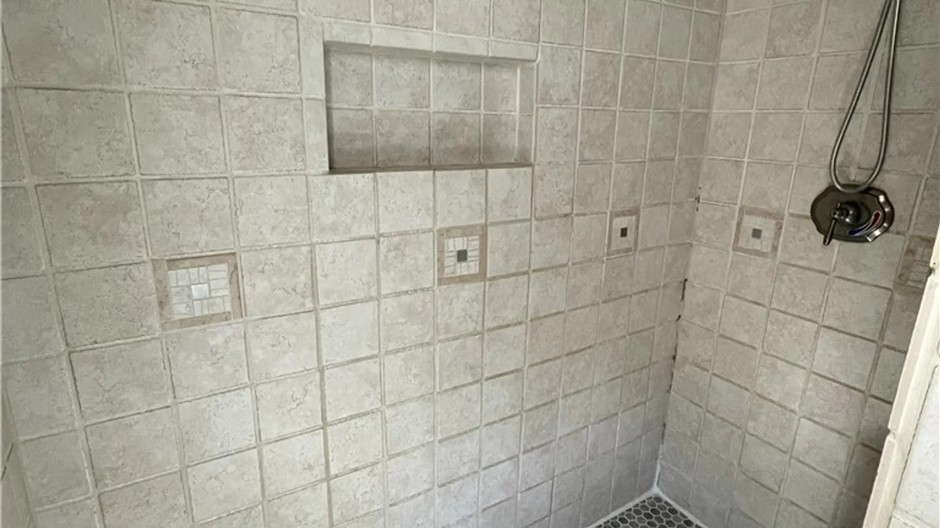 Property at 262 Washington Boulevard, Oswego, NY 13126 18