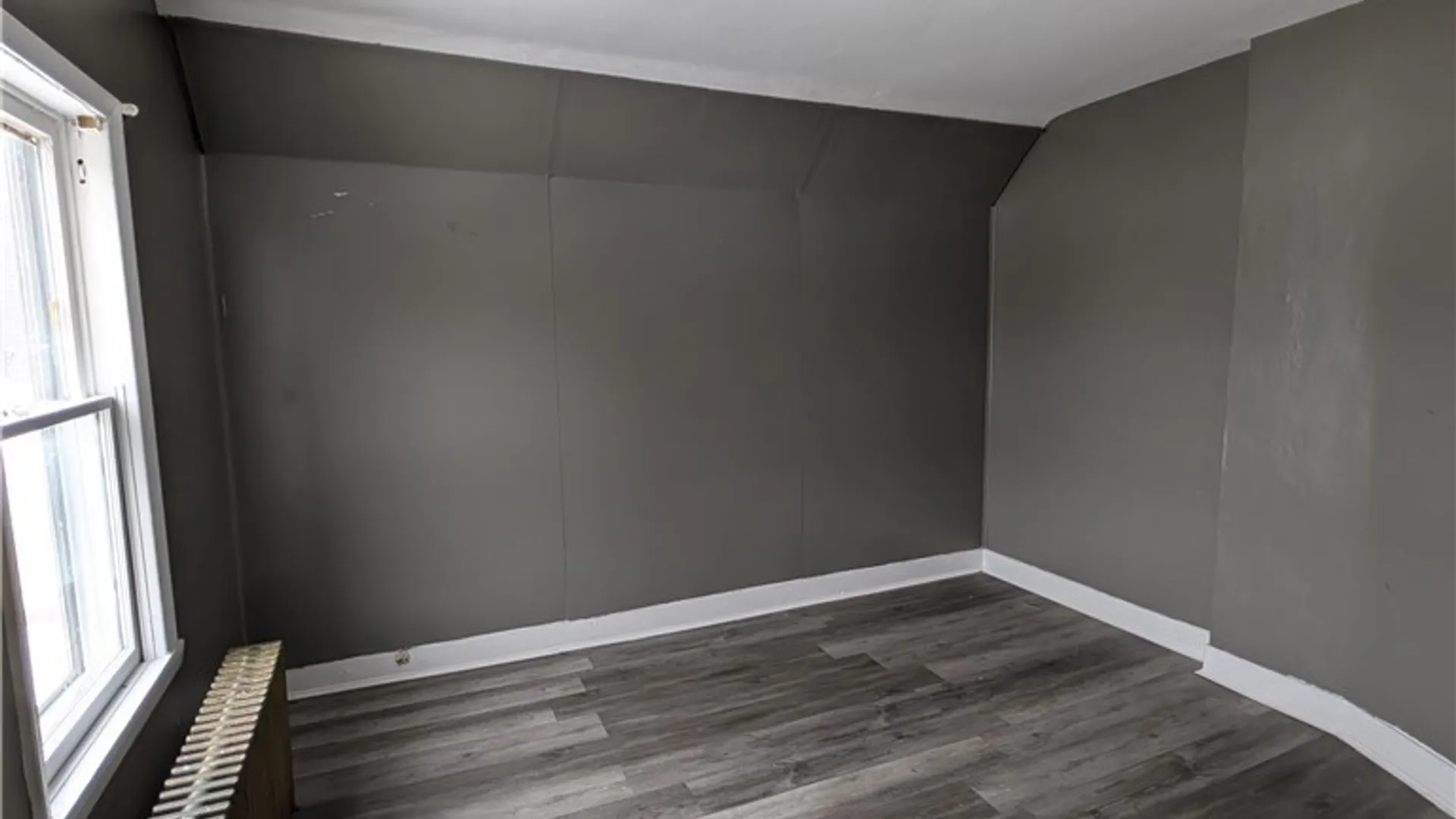 Property at 105 Kelburn Street, Buffalo, NY 14206 11