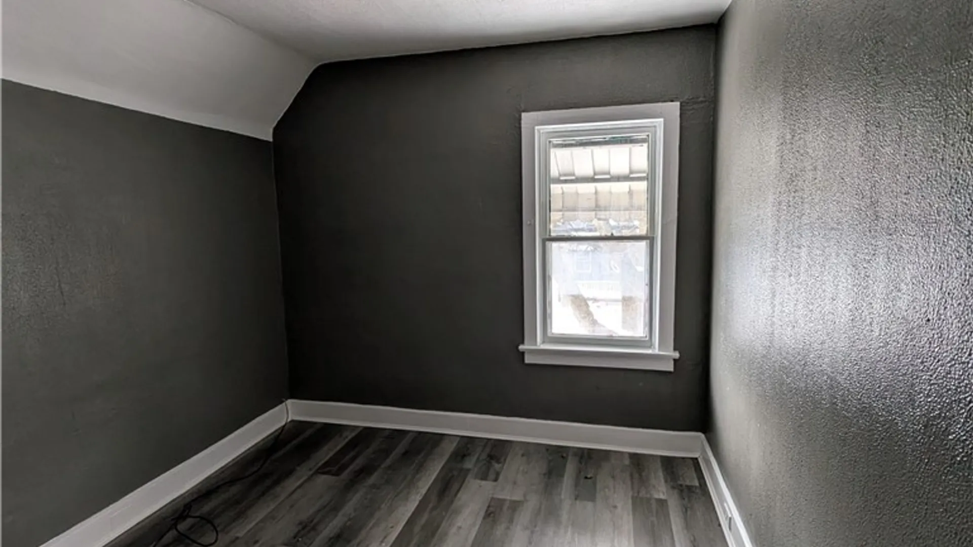 Property at 105 Kelburn Street, Buffalo, NY 14206 9