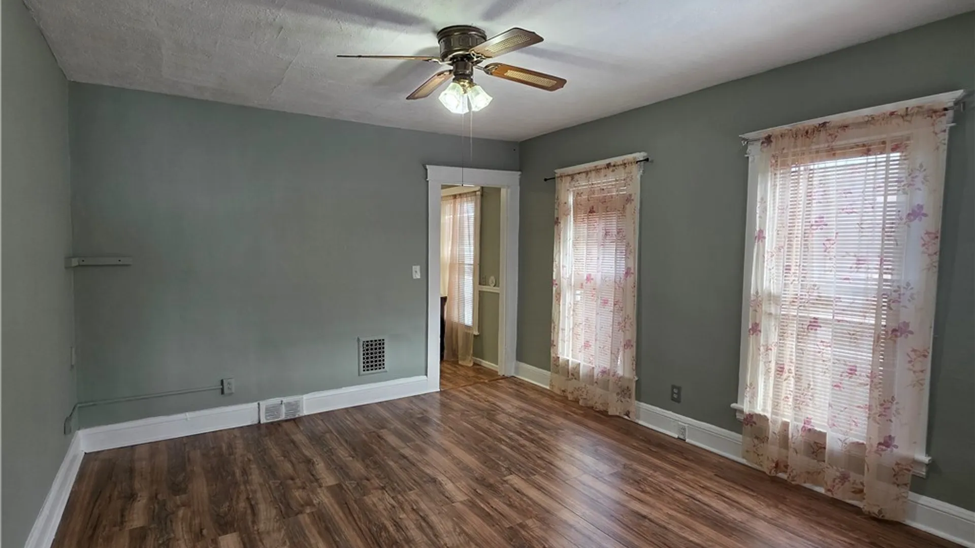 Property at 733 Eagle Street, Utica, NY 13501 30