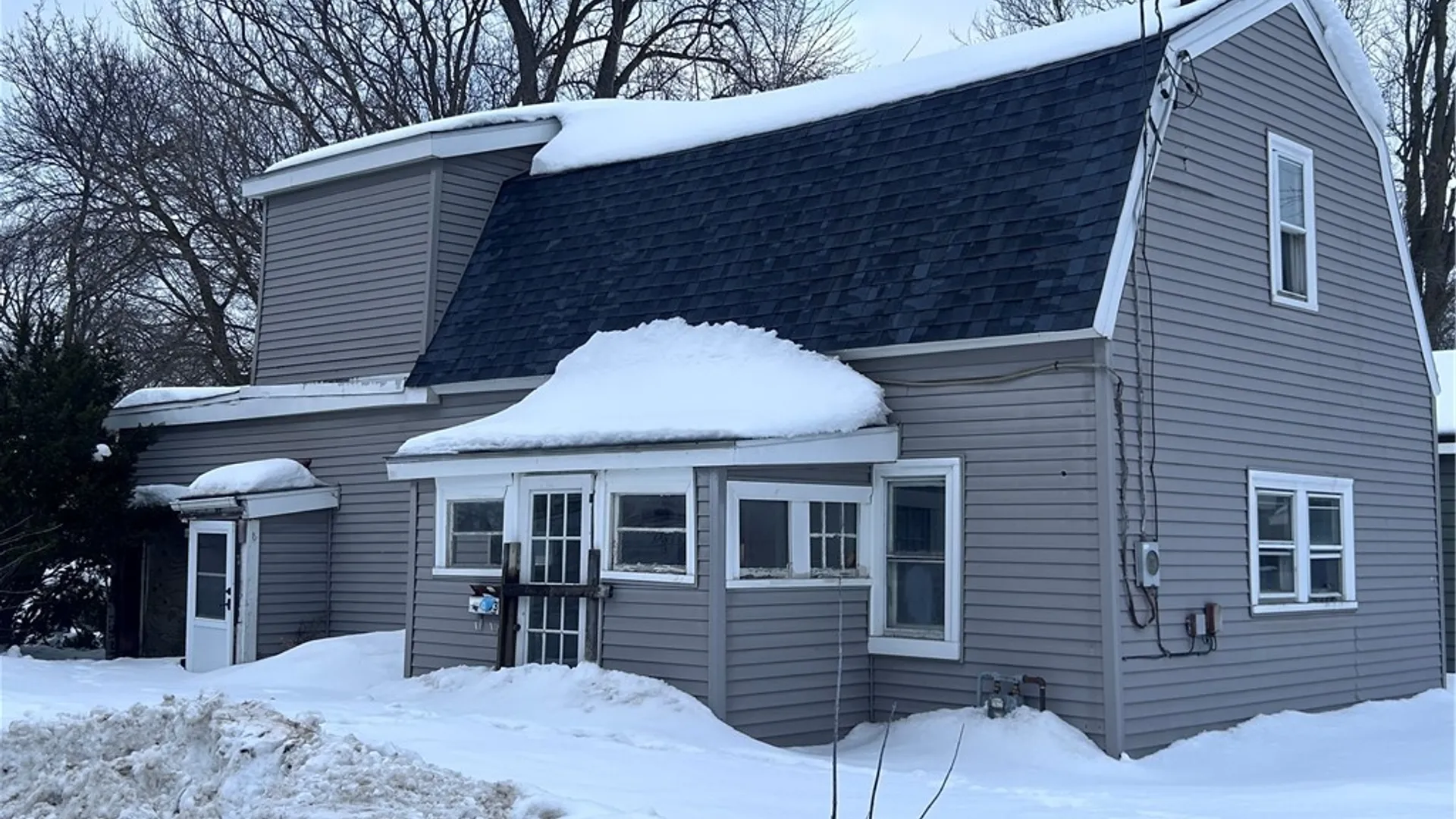 Property at 33 Marshall Place, Lockport City, NY 14094 2