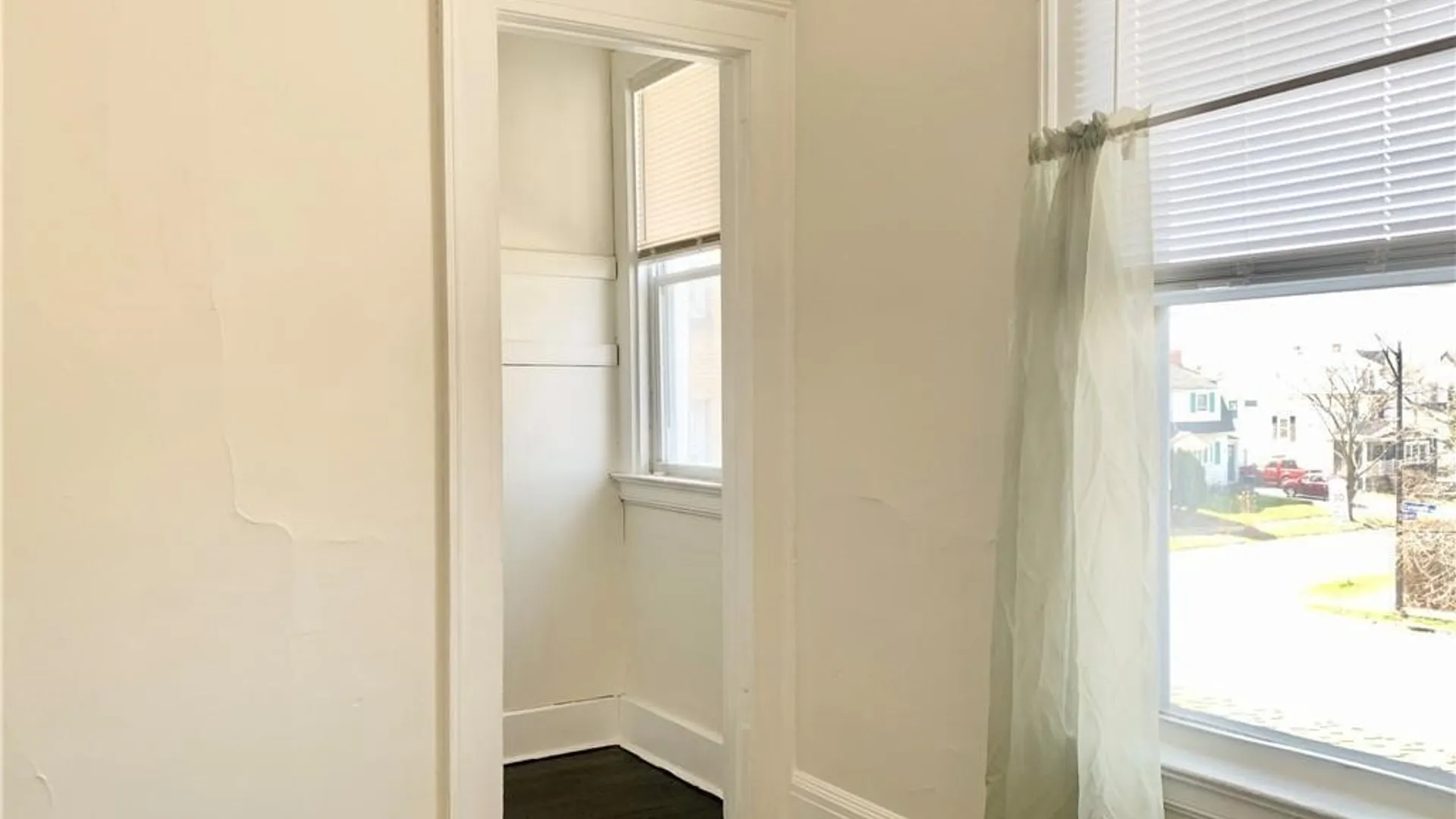 Property at 2449 Delaware Avenue, Buffalo, NY 14216 6