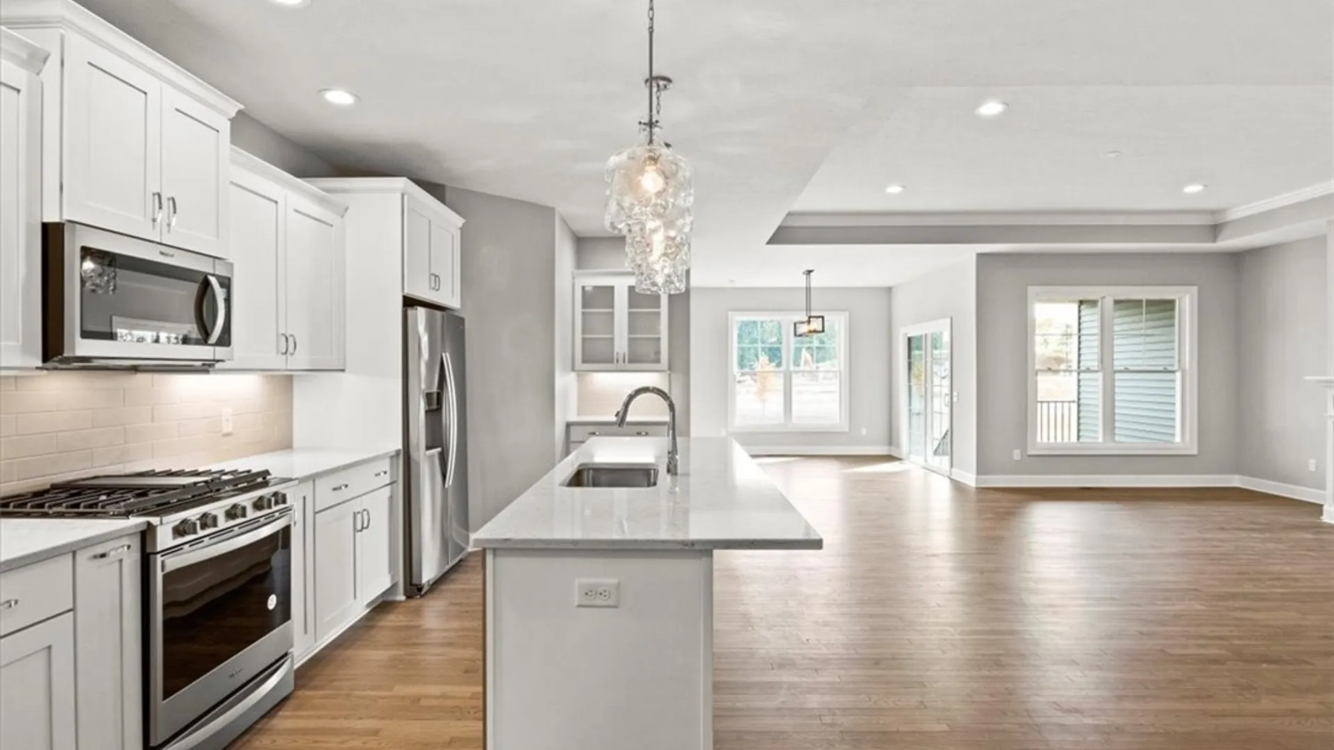 Property at 107 Cedarway Circle, Webster, NY 14580 4