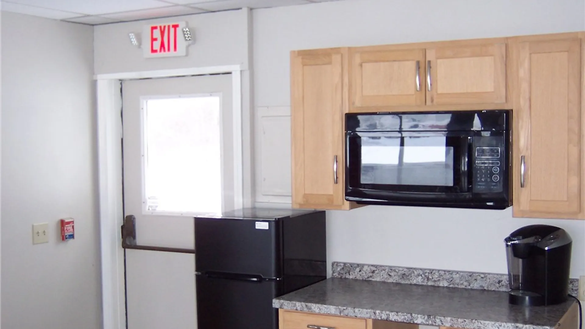 Property at 13896 Route 31, Albion, NY 14411 15