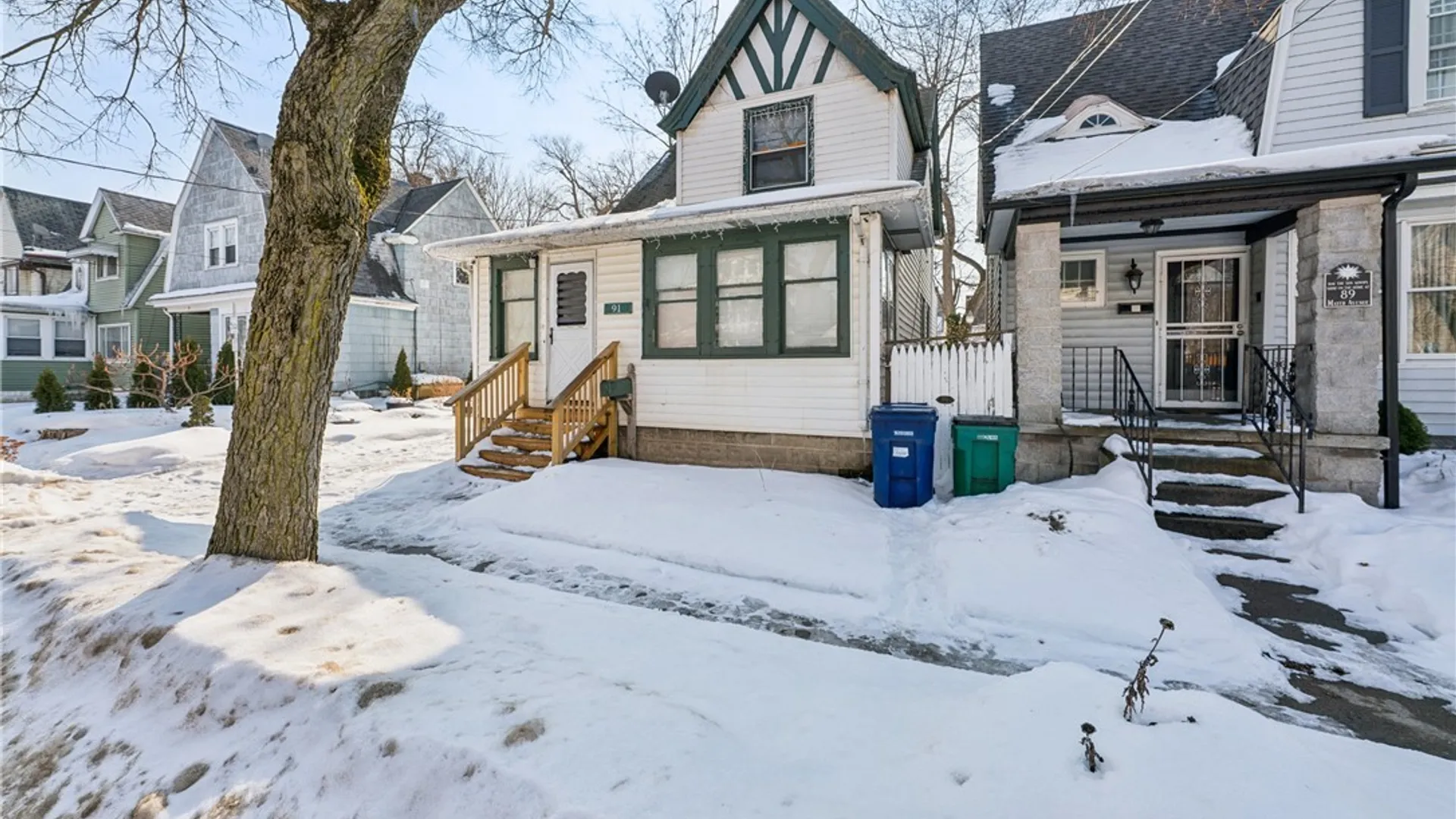 Property at 91 Mayer Avenue, Buffalo, NY 14207 2