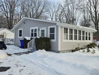 Property at 917 Sunset Beach Road, Carlton, NY 14571