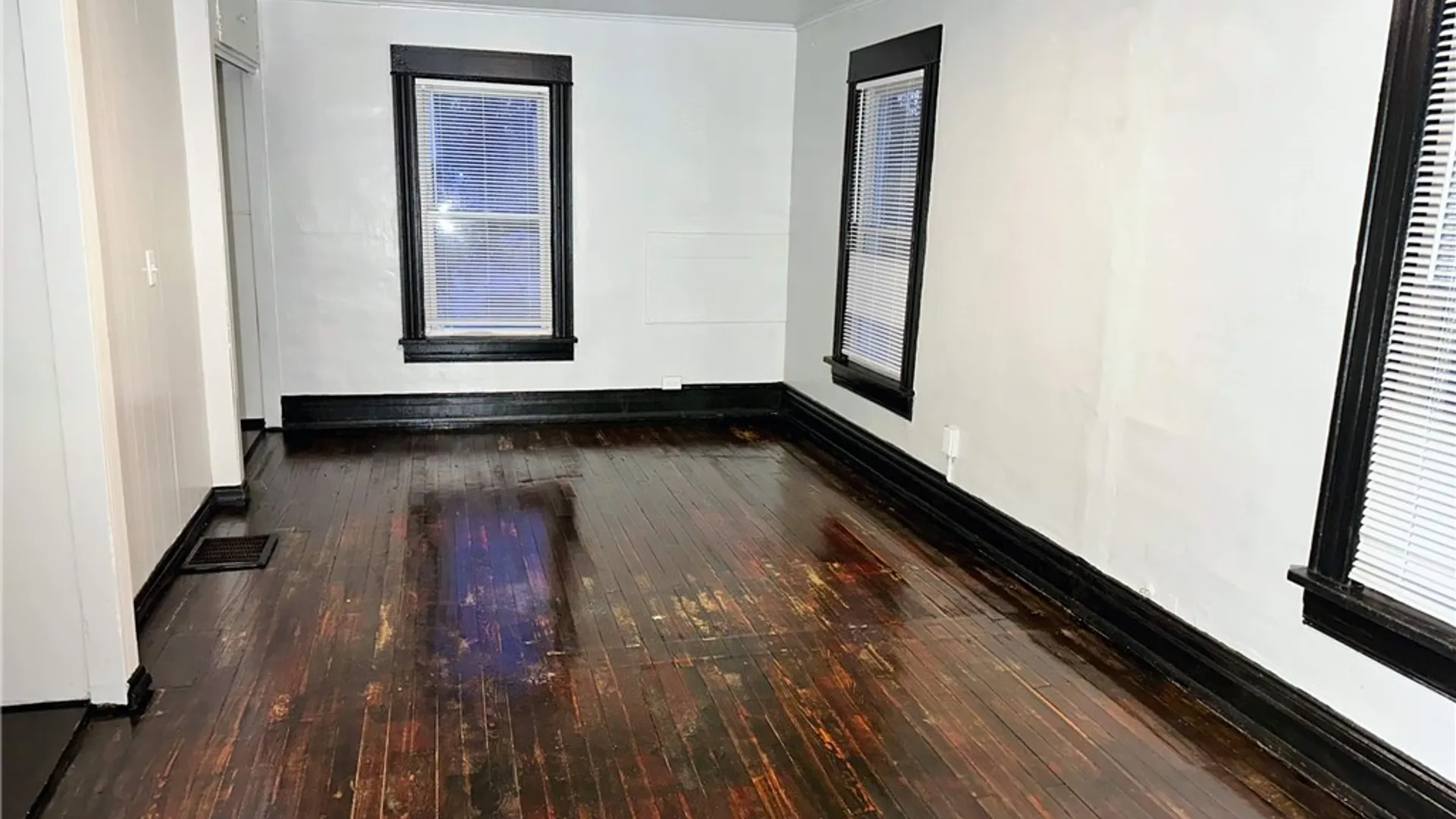Property at 148-150 Flanders Street, Rochester, NY 14619 4