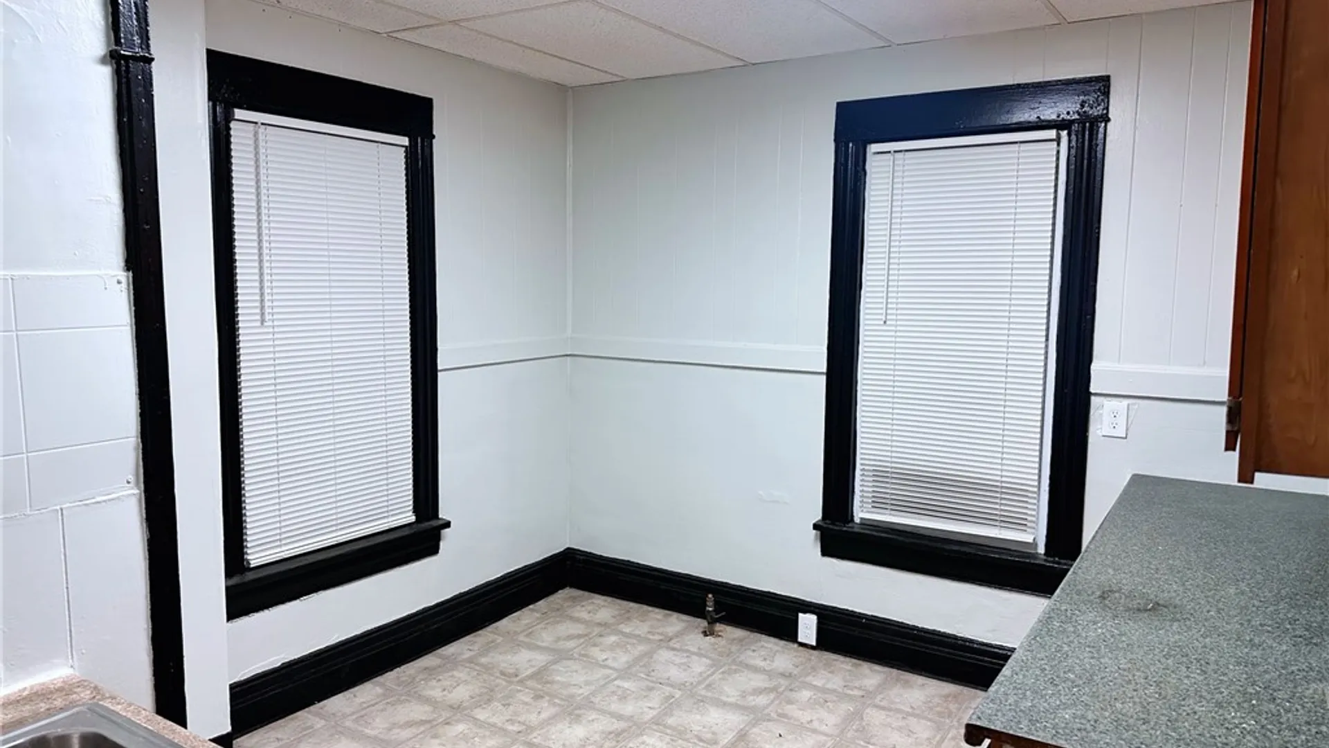 Property at 148-150 Flanders Street, Rochester, NY 14619 6