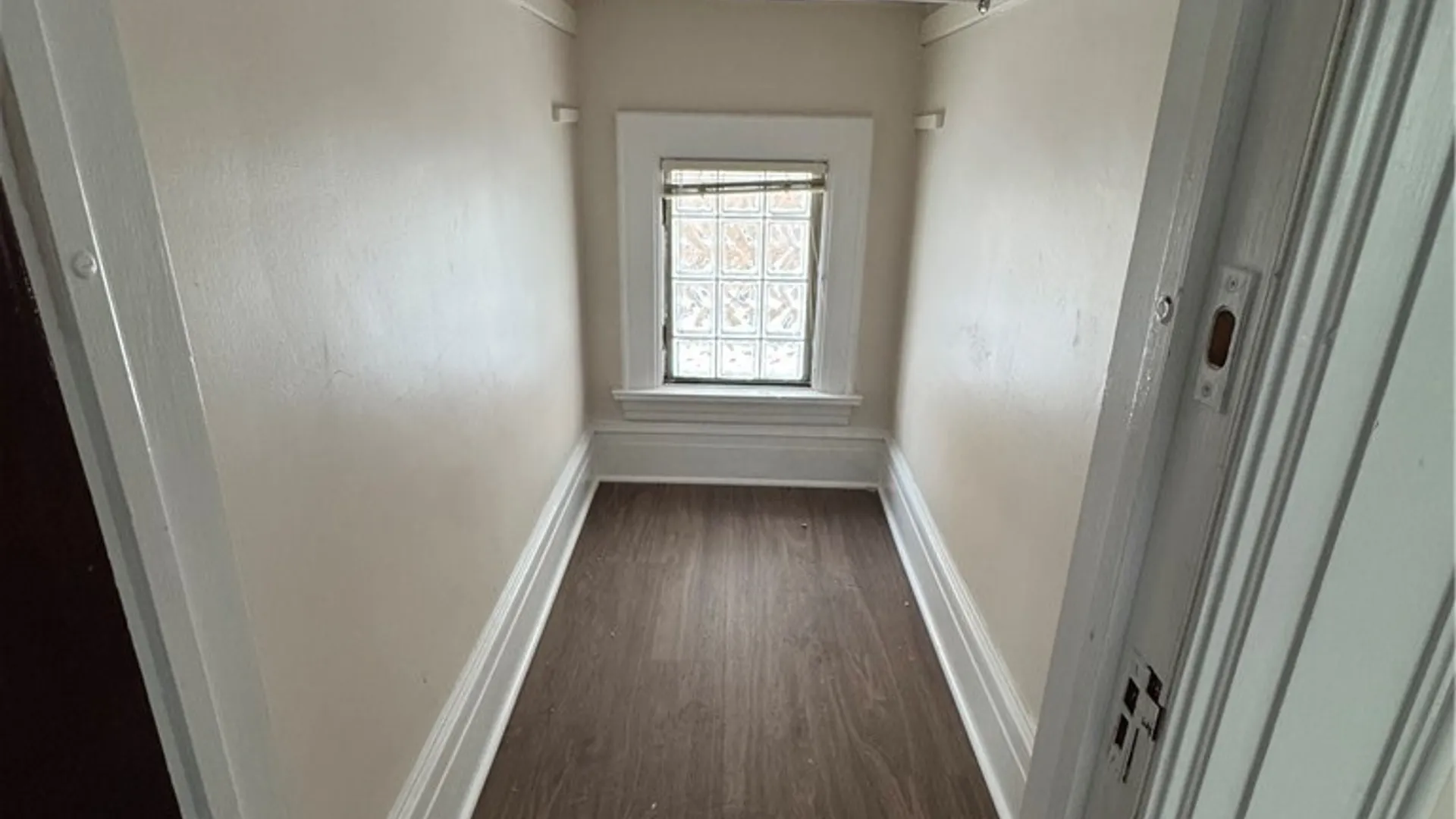 Property at 91 Humboldt Parkway, Buffalo, NY 14214 17