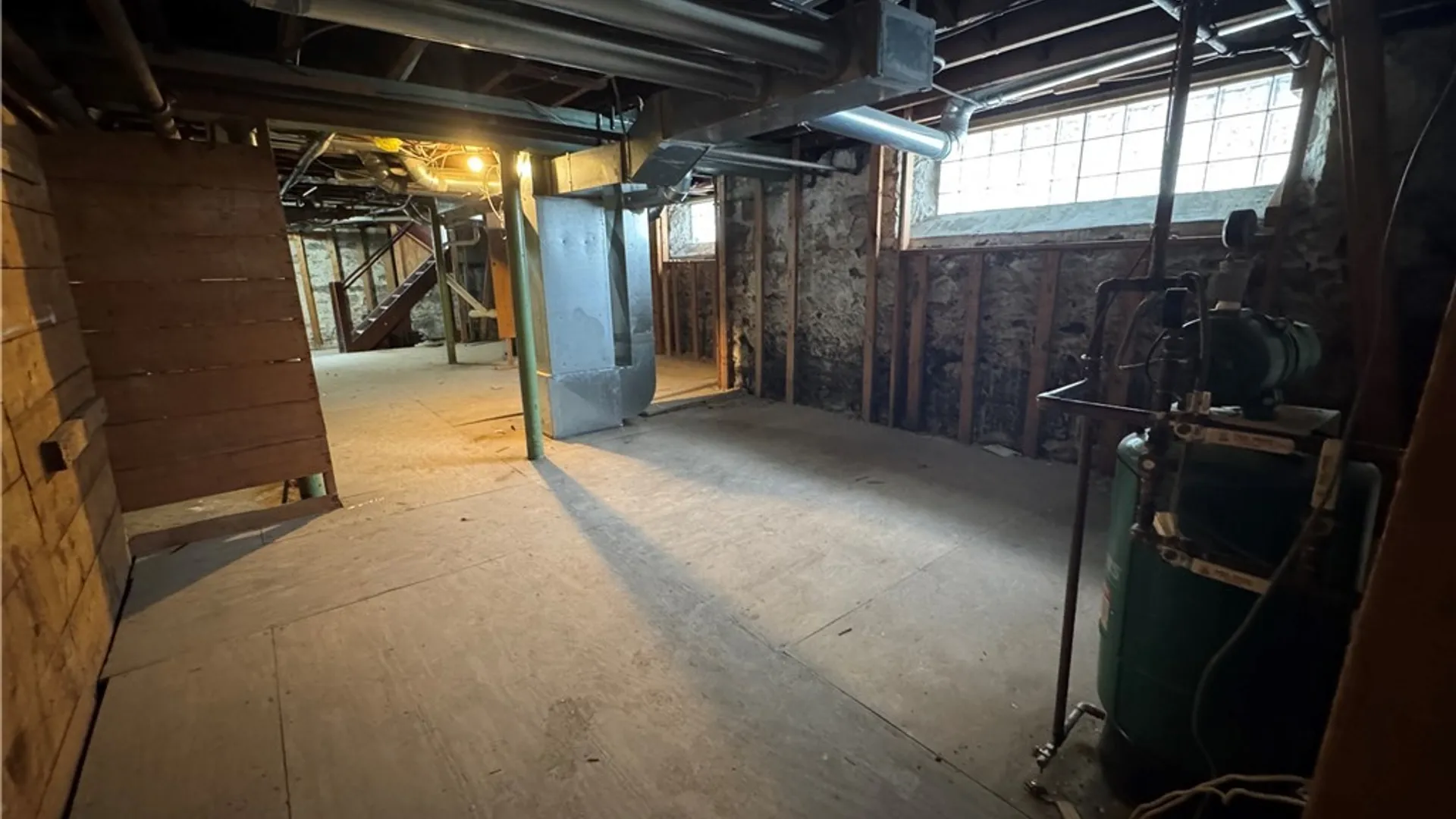 Property at 91 Humboldt Parkway, Buffalo, NY 14214 18