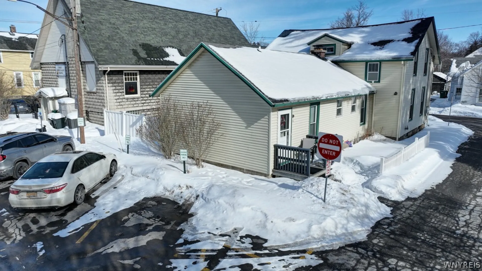 Property at 35 Temple Place, Aurora, NY 14052 3