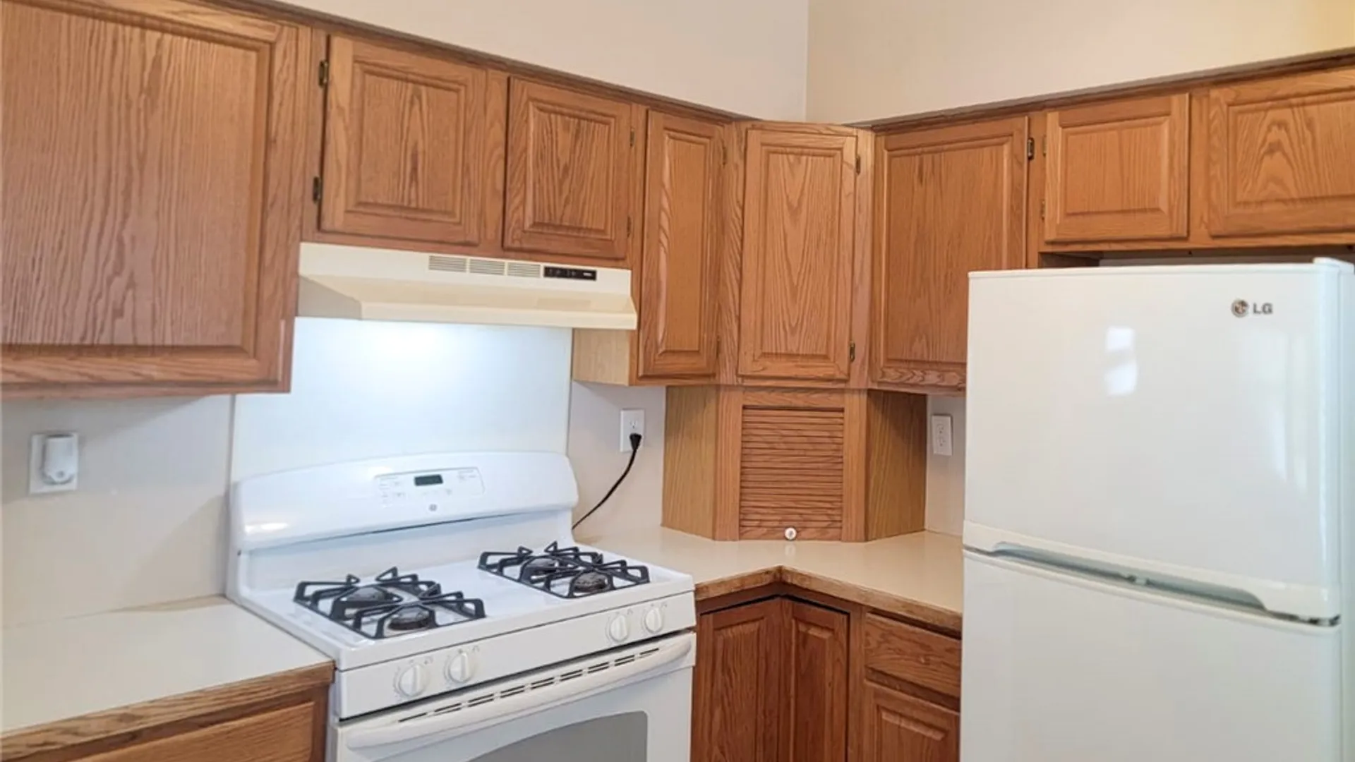 Property at 142 Pomona Drive, Greece, NY 14616 6